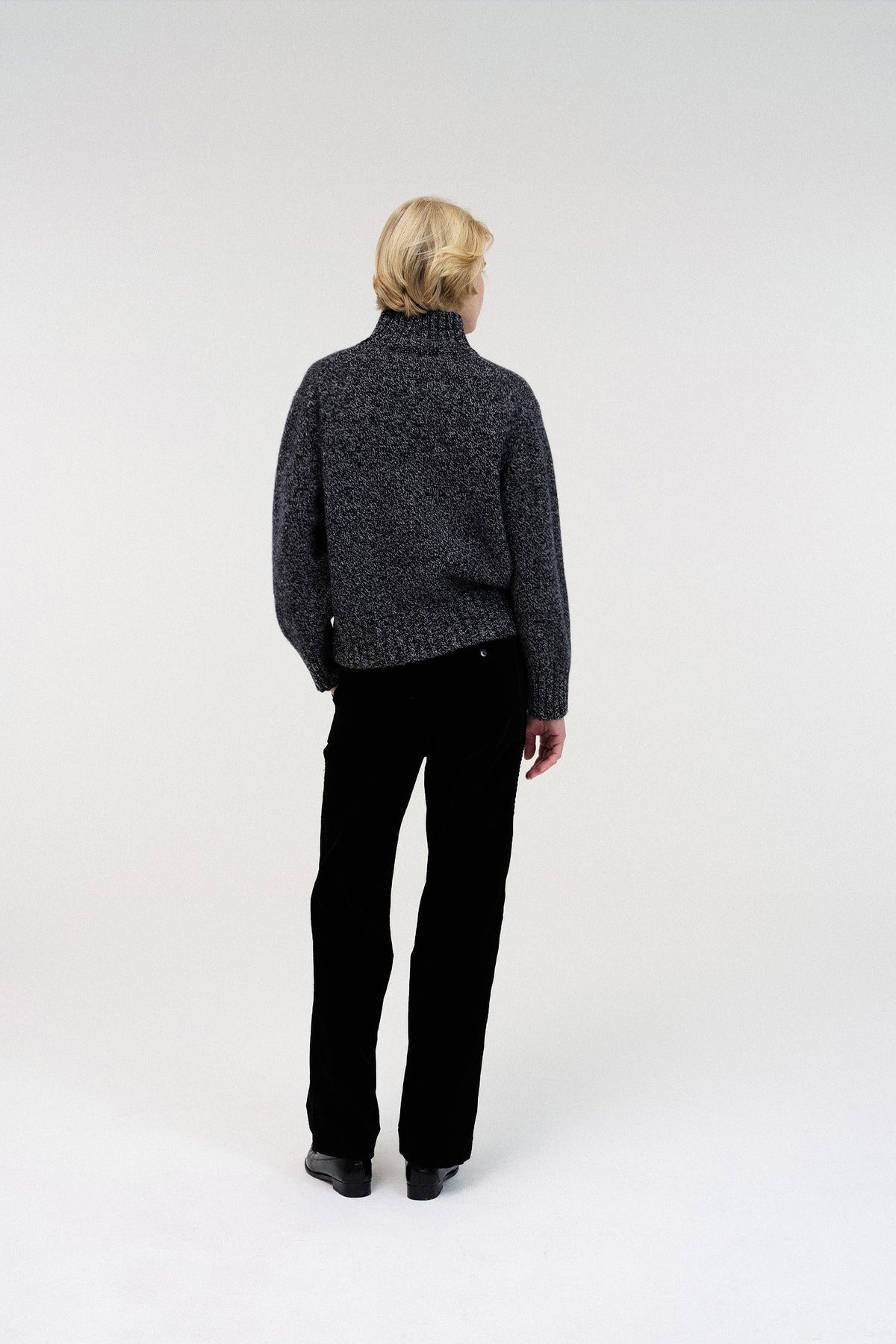 Nothing Written Boyfriend turtle neck sweater (Black and white)