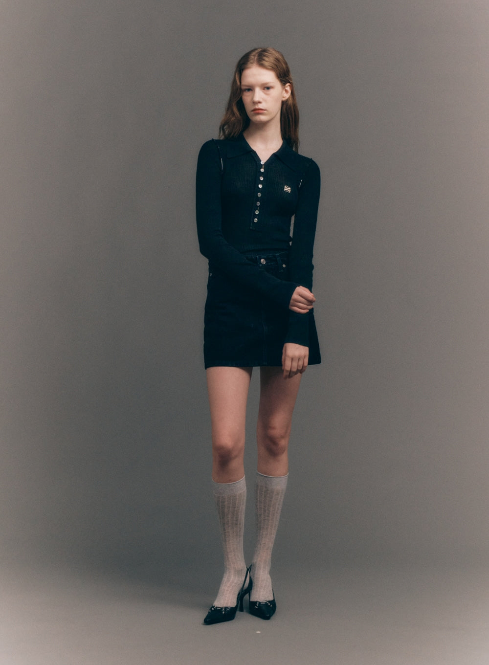 [satur] (W) Collar Button Long Sleeve Knit - Black