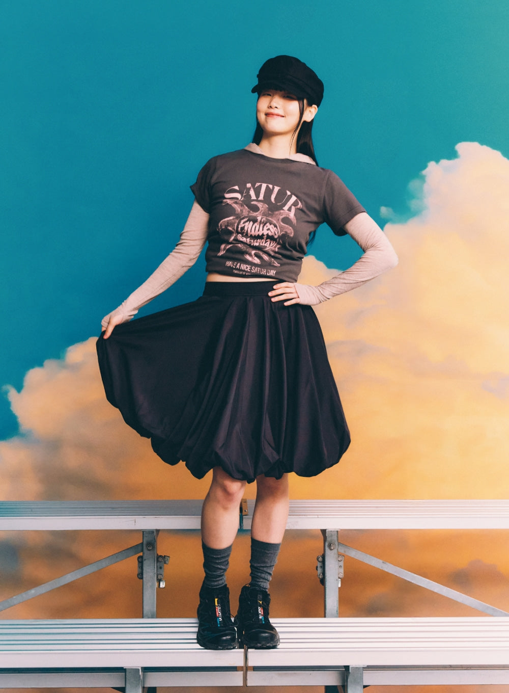 [satur] Exclusive (W) Sun Retro Graphic T-Shirt - Charcoal Pink