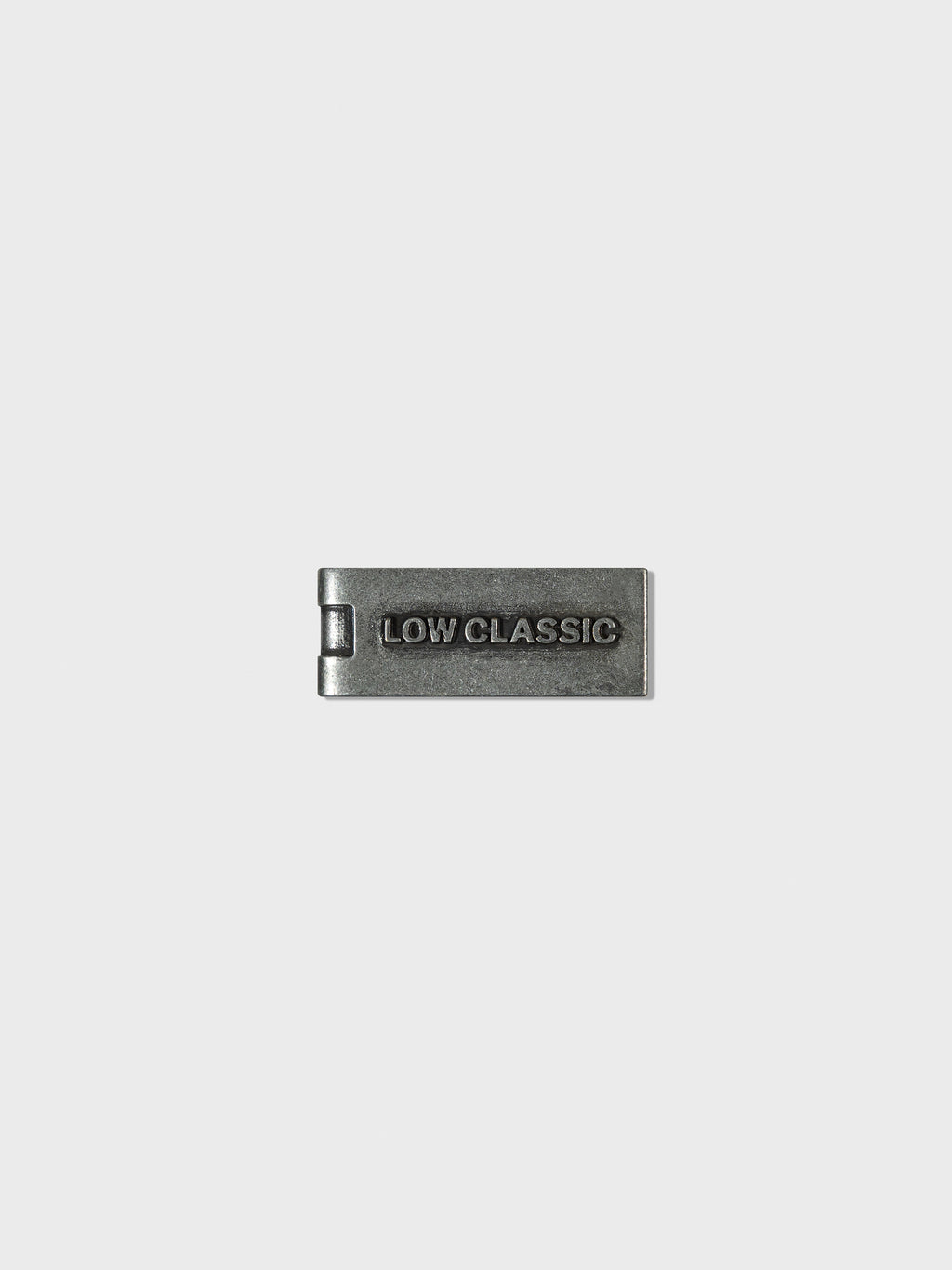 Low Classic LC Logo Clip Vintage Silver