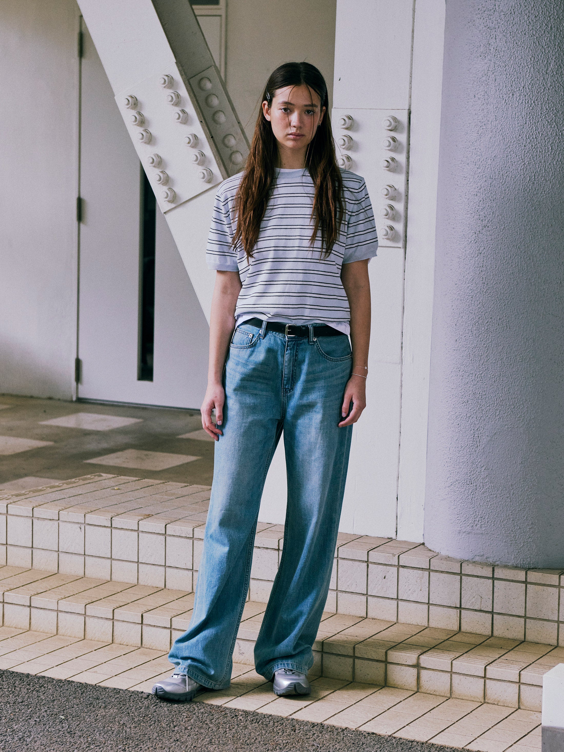 Low Classic Airy Relaxed-Fit Jeans - Soft Blue
