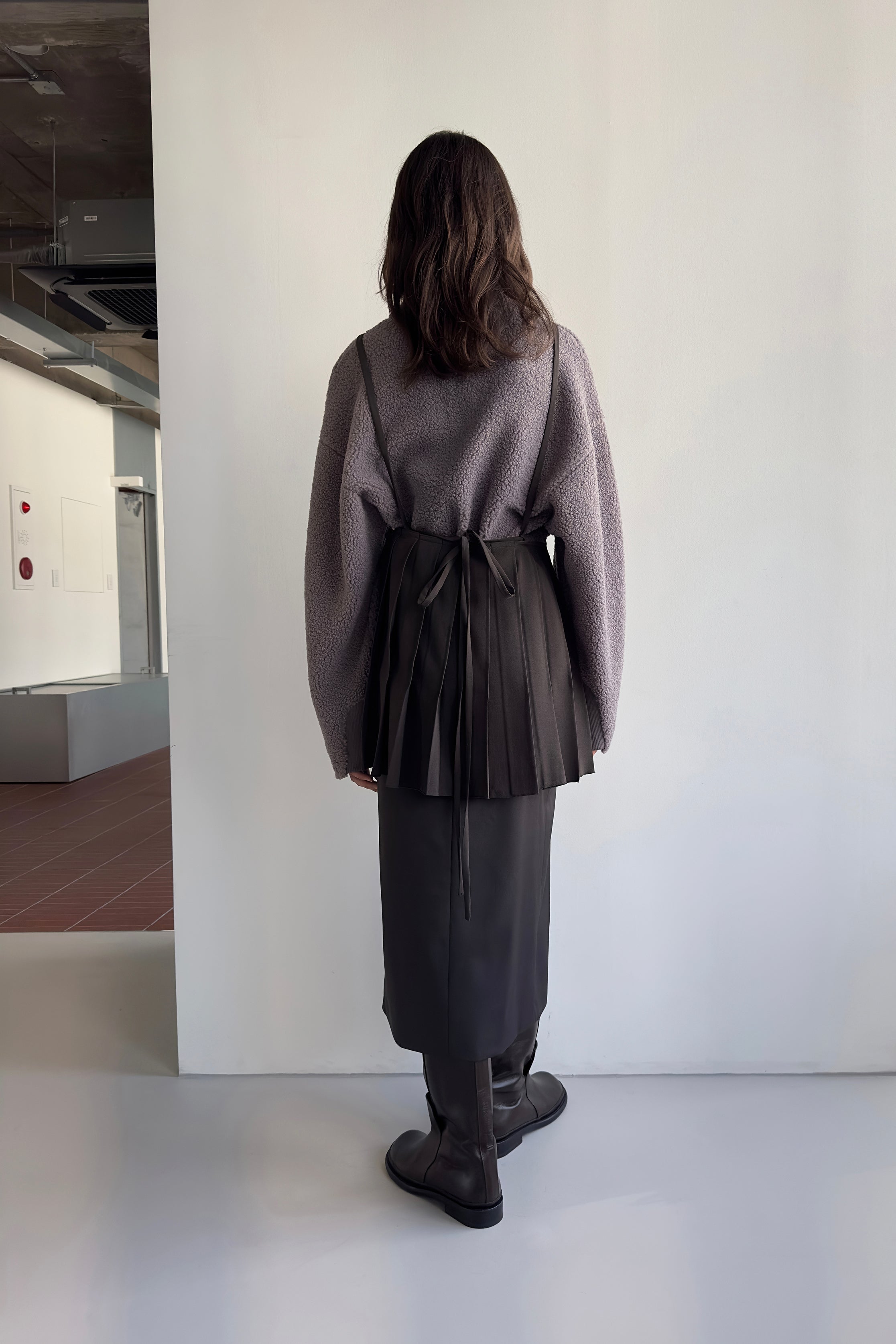 [low_classic] PLEATED MINI DRESS - CHARCOAL