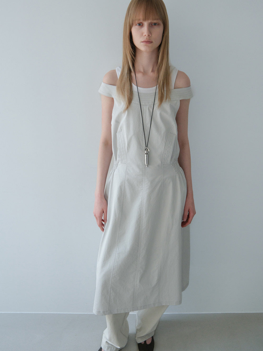 Low Classic Off Shoulder Cotton Dress Light Grey