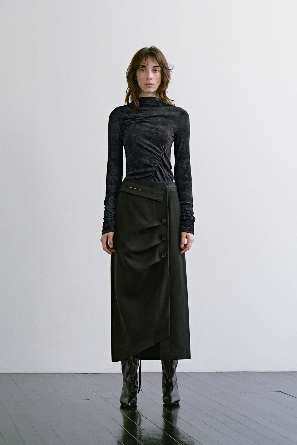 Treemingbird Blurry Print Mock Neck Top Black