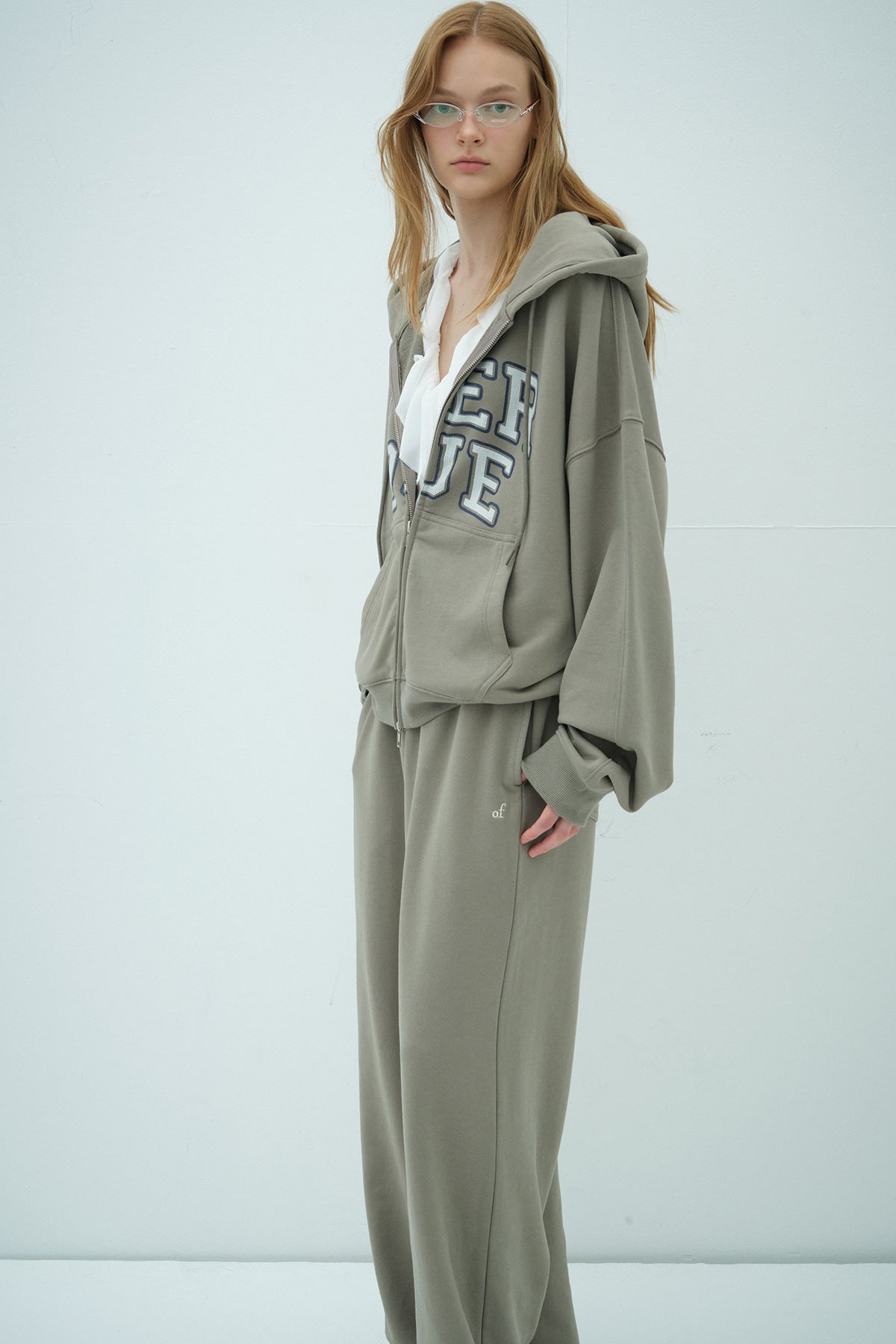 Overdueflair Two-Way Wide Sweat Pants Khaki