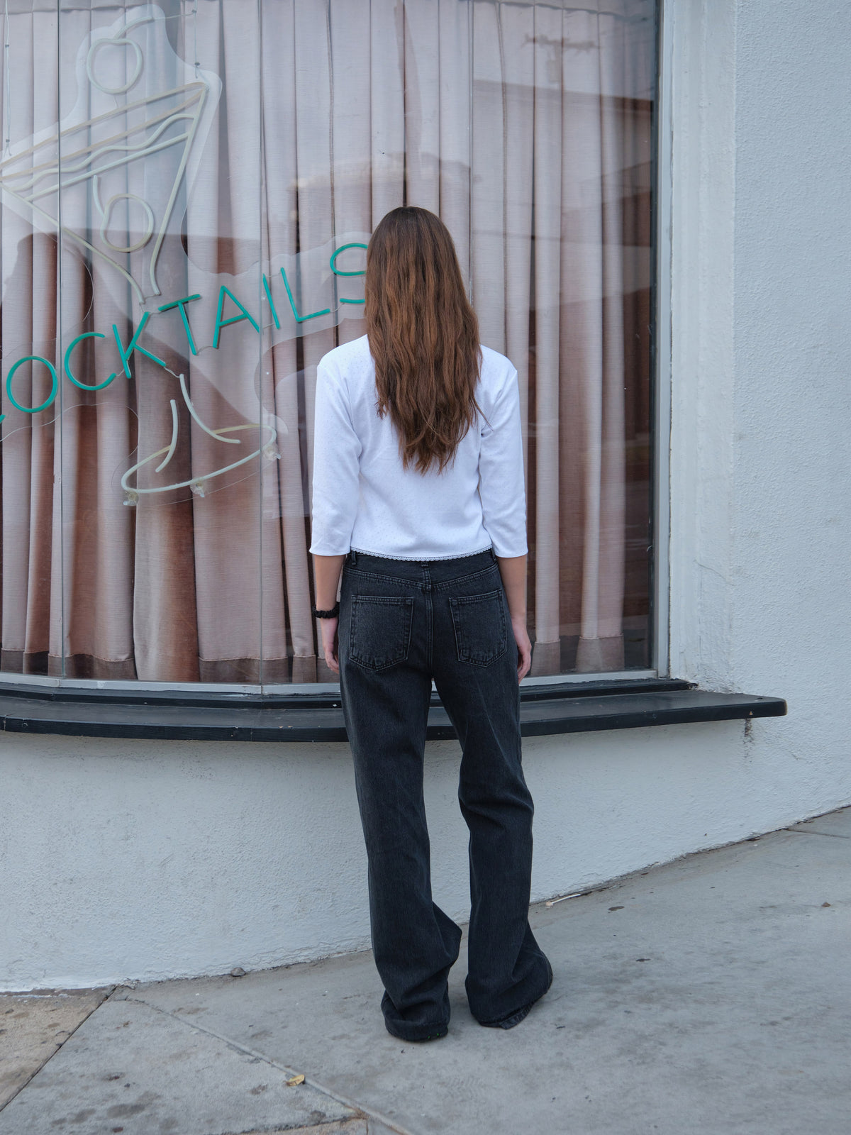 Low Classic Relaxed-Fit Jeans Washed Black