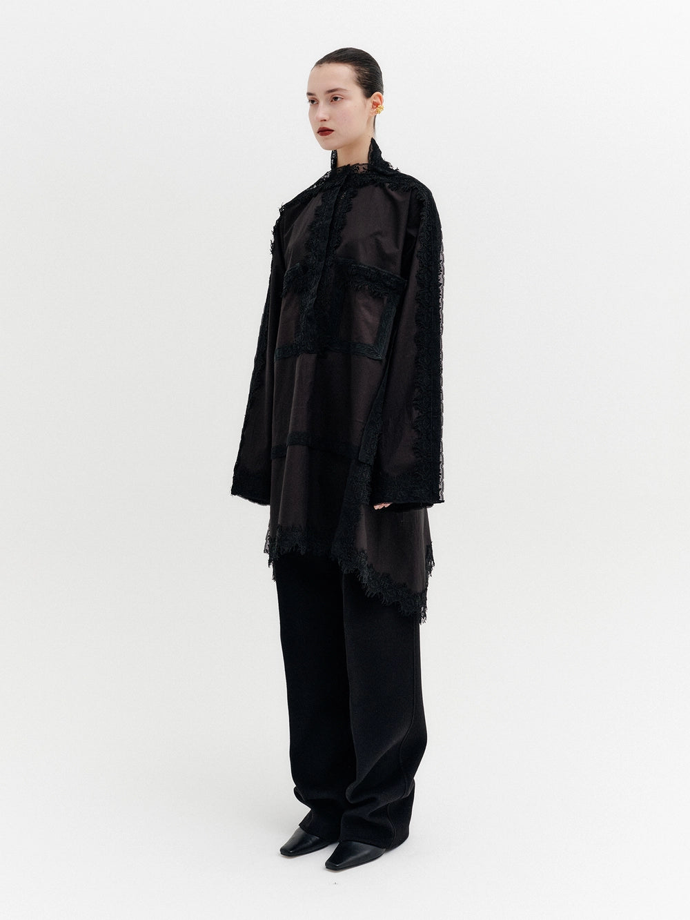 EENK Lace Trim Detail Blouse - Black