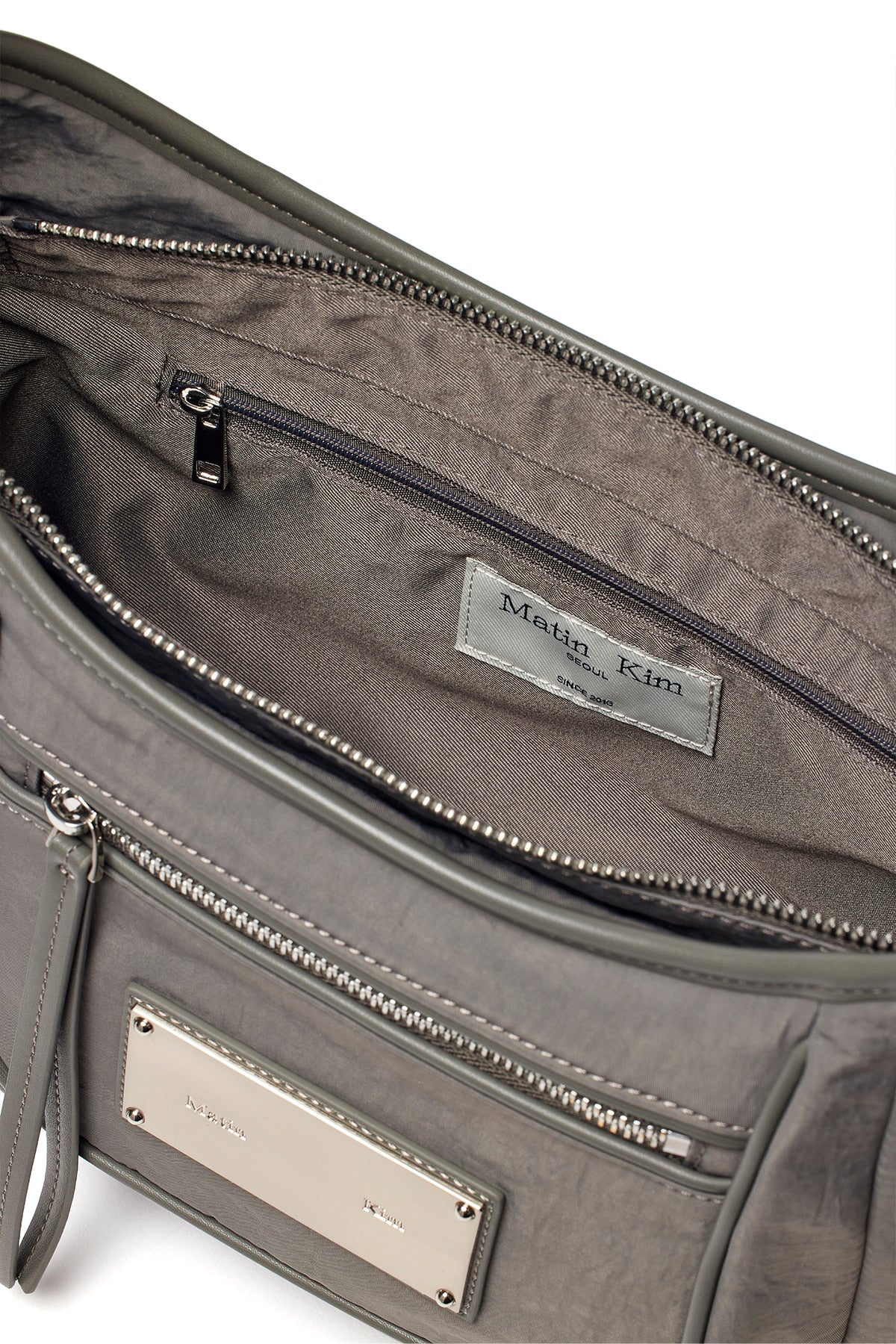 [matinkim] NYLON POCKET BAG IN CHARCOAL