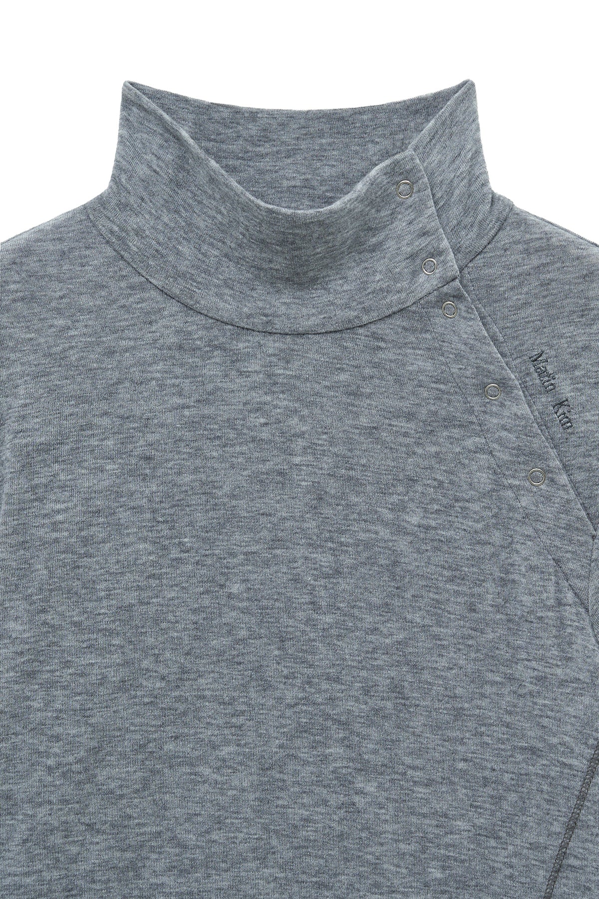 [matinkim] BUTTON SLIT HALF NECK TOP IN GREY