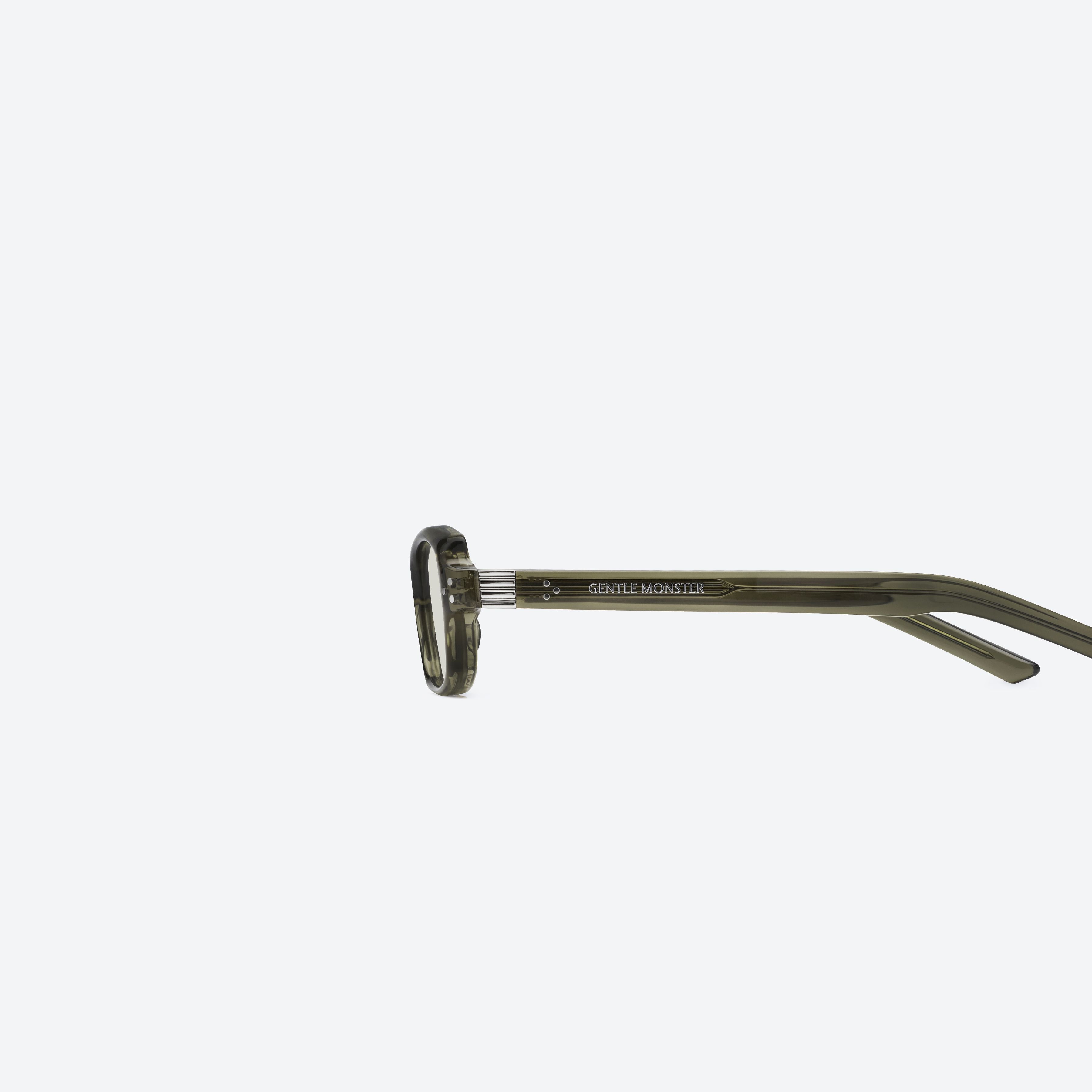 Gentle Monster Slyk Kc1 Sunglasses in green, showcasing authentic Korean designer fashion.
