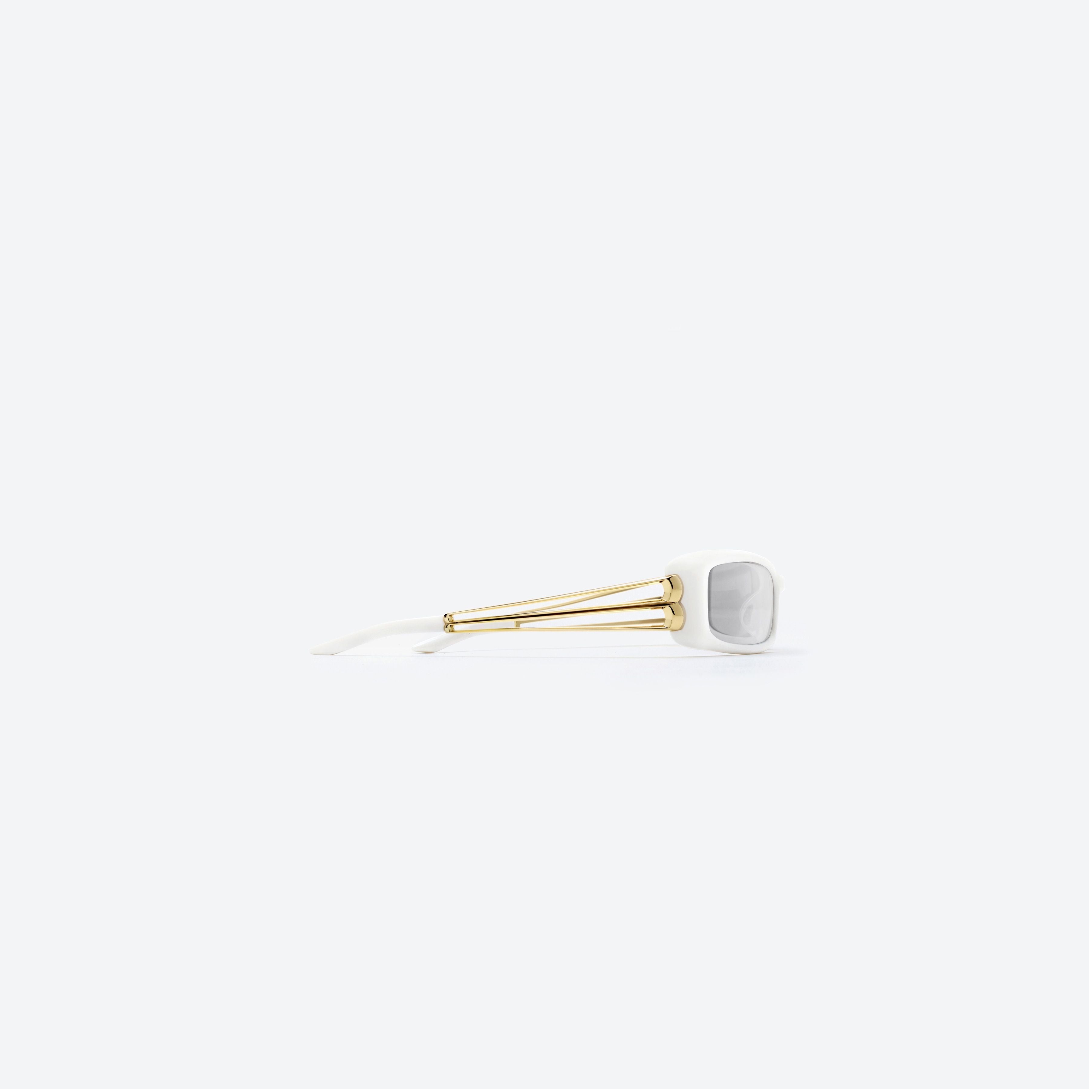 Gentle Monster Wire Lip W2