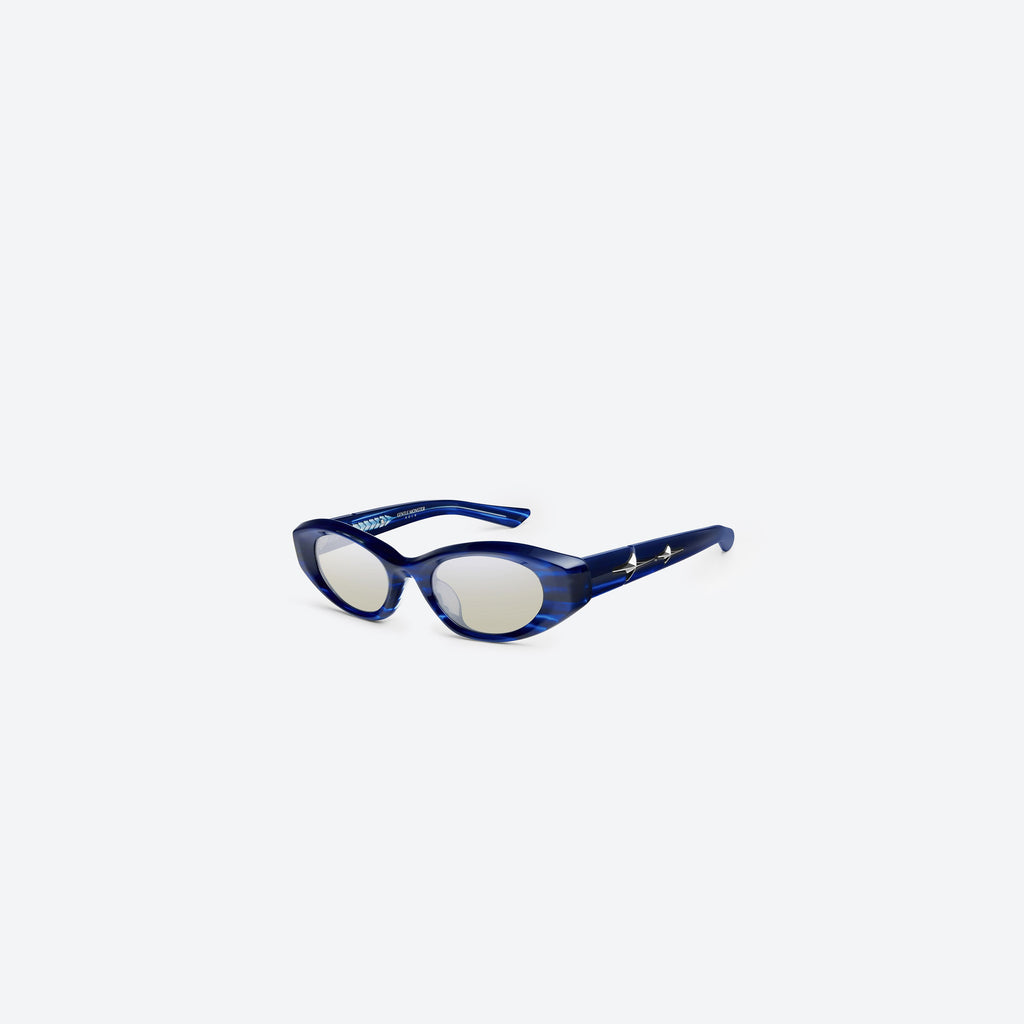 Gentle Monster Synth Bld1 Sunglasses in blue, showcasing authentic Korean designer fashion.