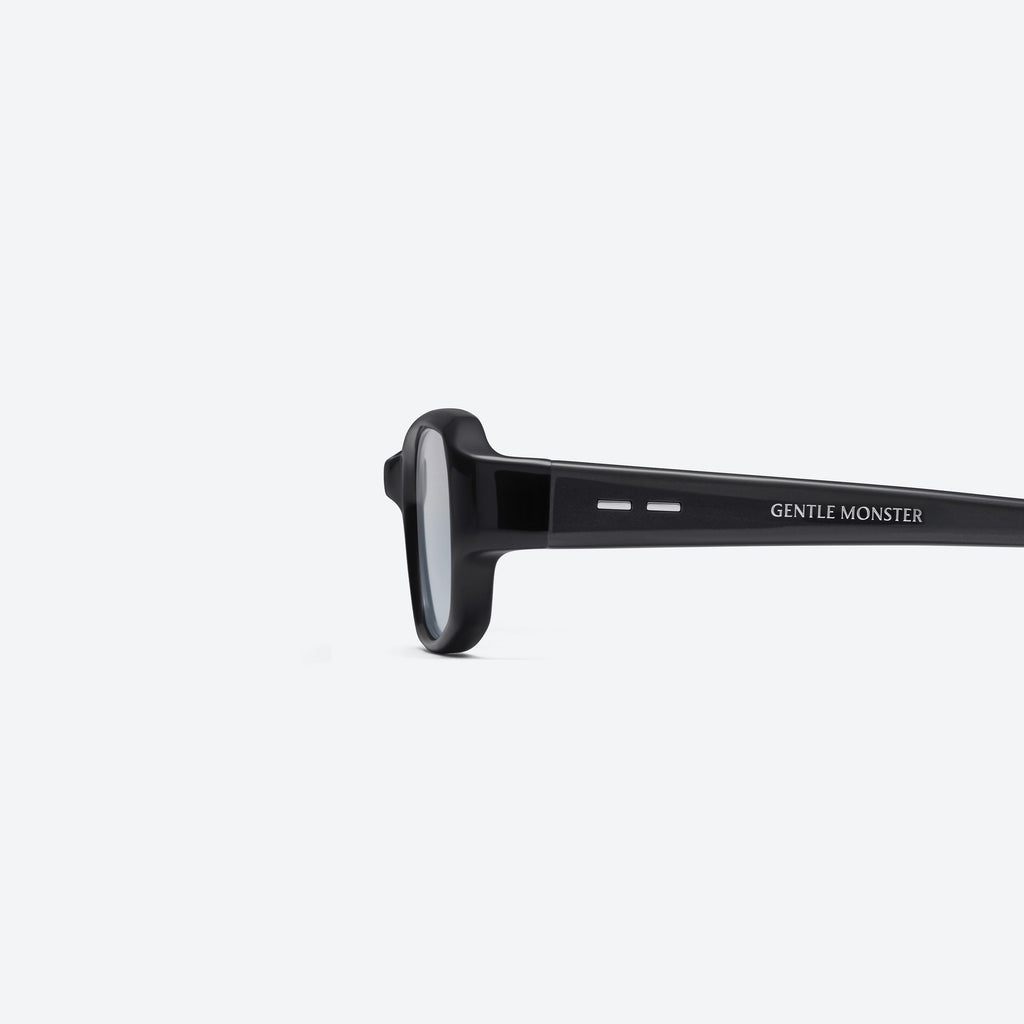 Gentle Monster Halo G18 Sunglasses in gray, showcasing premium Korean designer fashion.