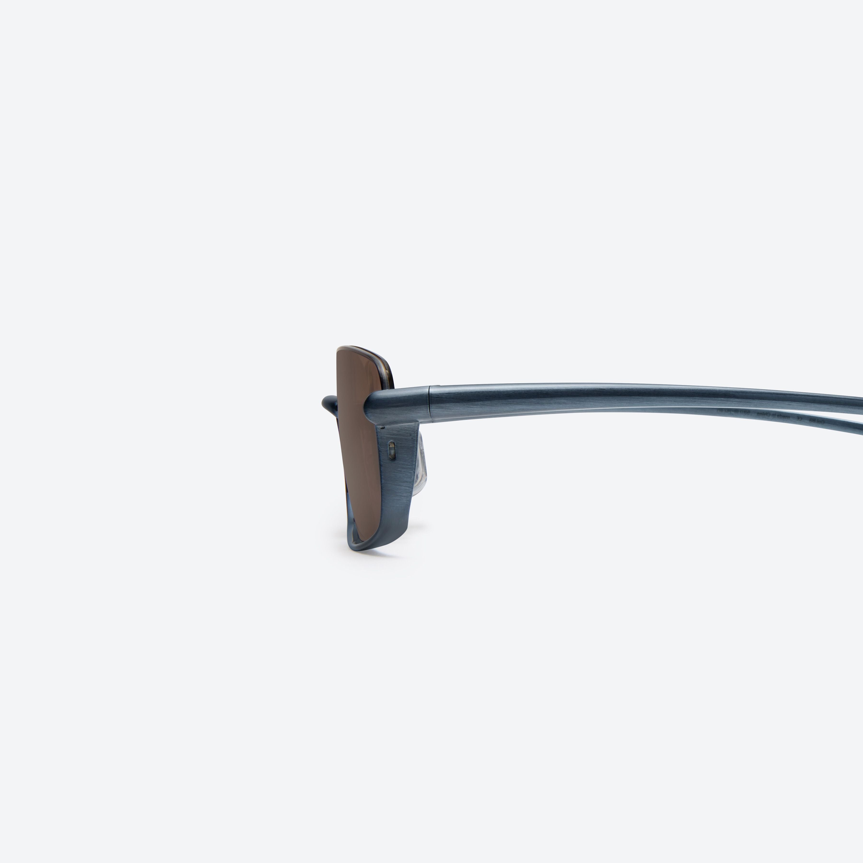 Gentle Monster Heavenly B3 blue sunglasses from ETA Seoul, authentic Korean designer fashion.