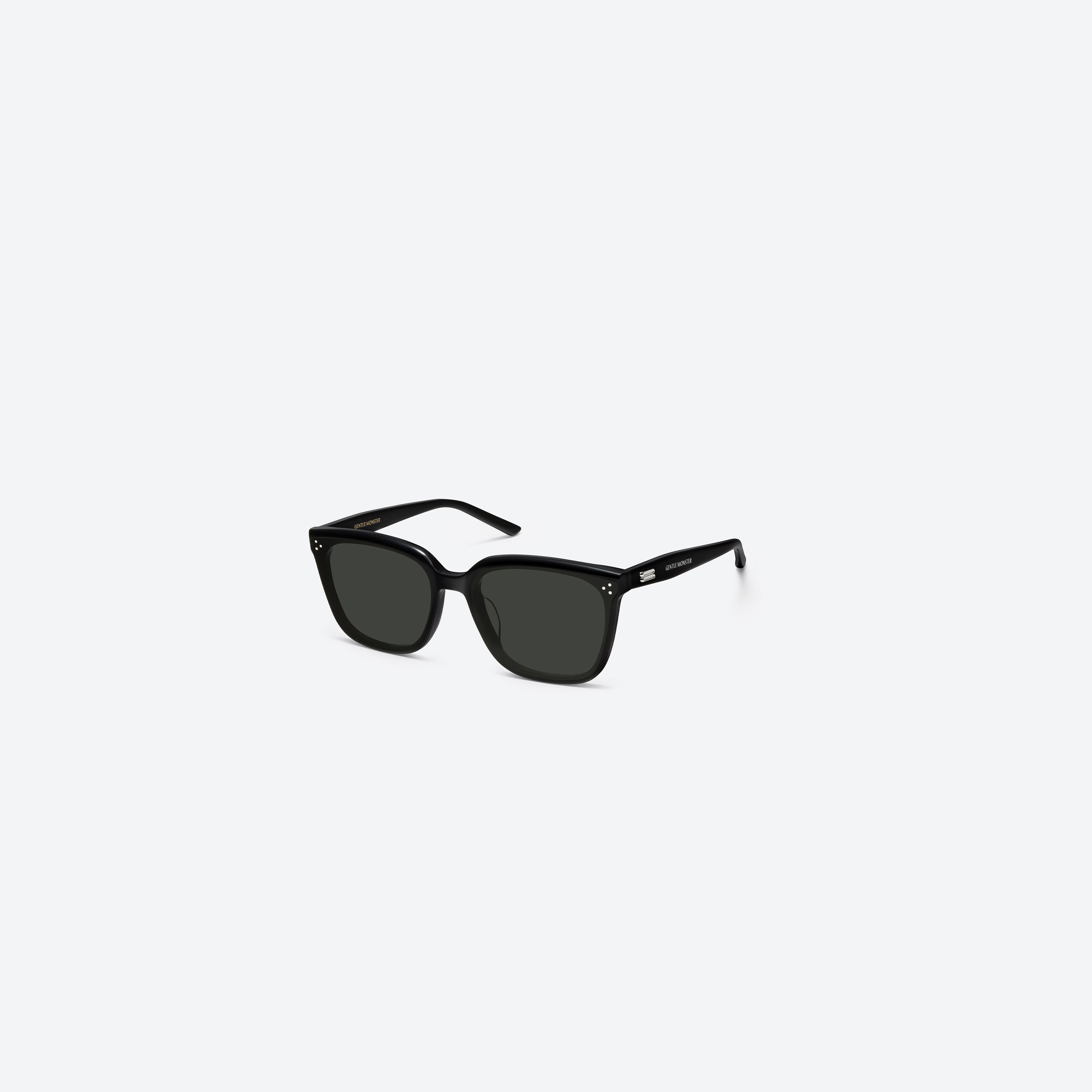 Gentle Monster Gent 01 black sunglasses, authentic Korean designer fashion.