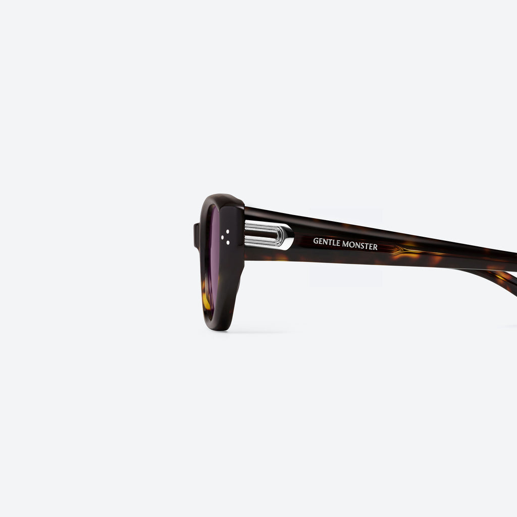 Gentle Monster Boni T9 Sunglasses in Tortoise, showcasing authentic Korean designer fashion.