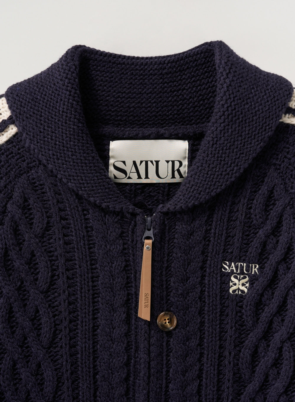 [satur] (W) Lawton Cowichan Knit Cardigan - Navy