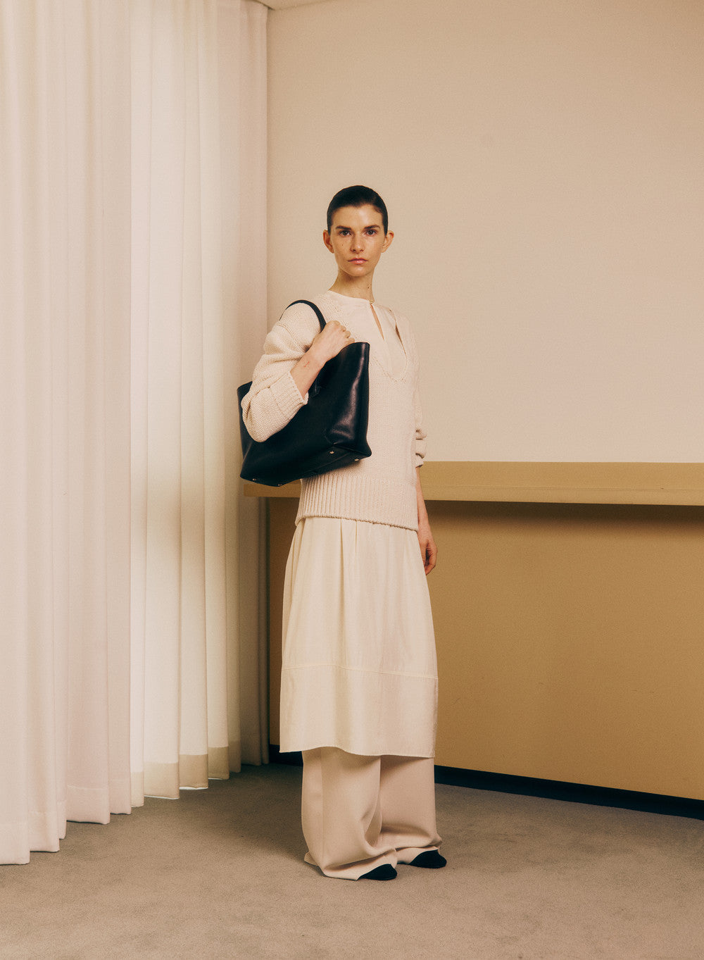 Kindersalmon Basil Leather Bag Black