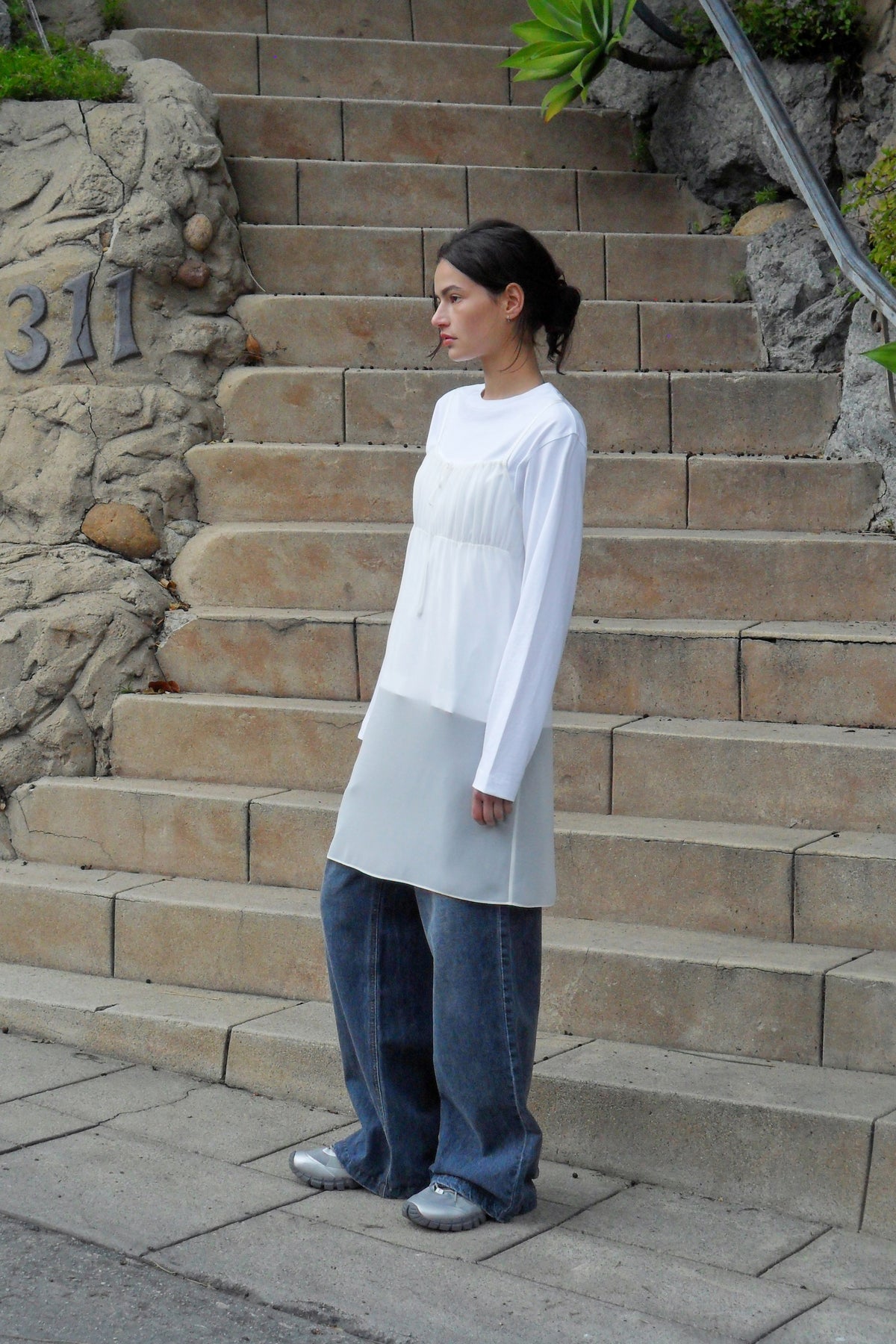 Low Classic Sheer Ribbon Layered Dress White
