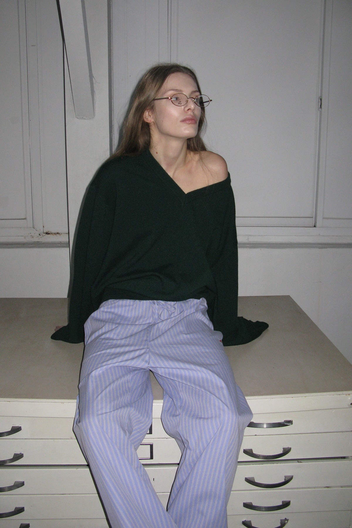Overdueflair Classic V-Neck Knit Dark Green