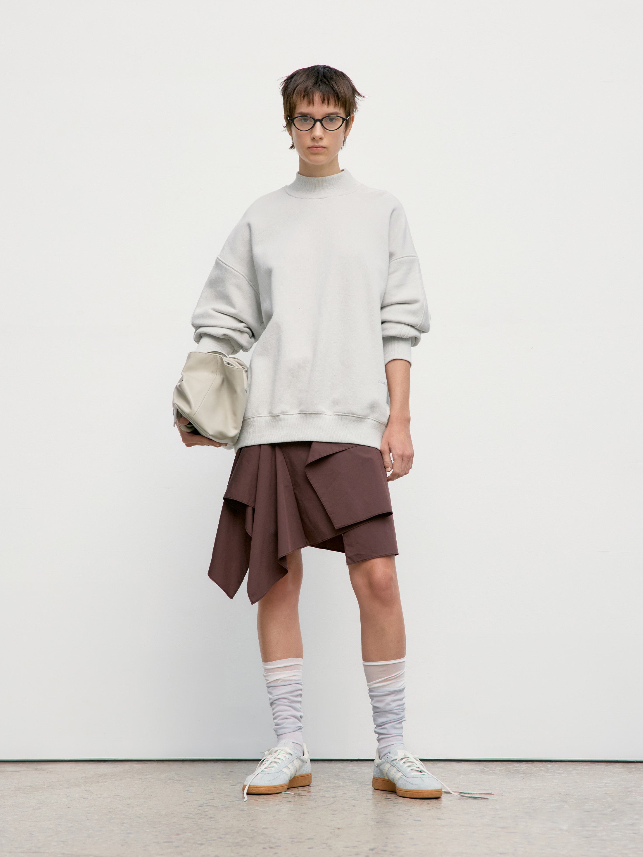 Low Classic Elbow Stitch Sweatshirt Light Grey