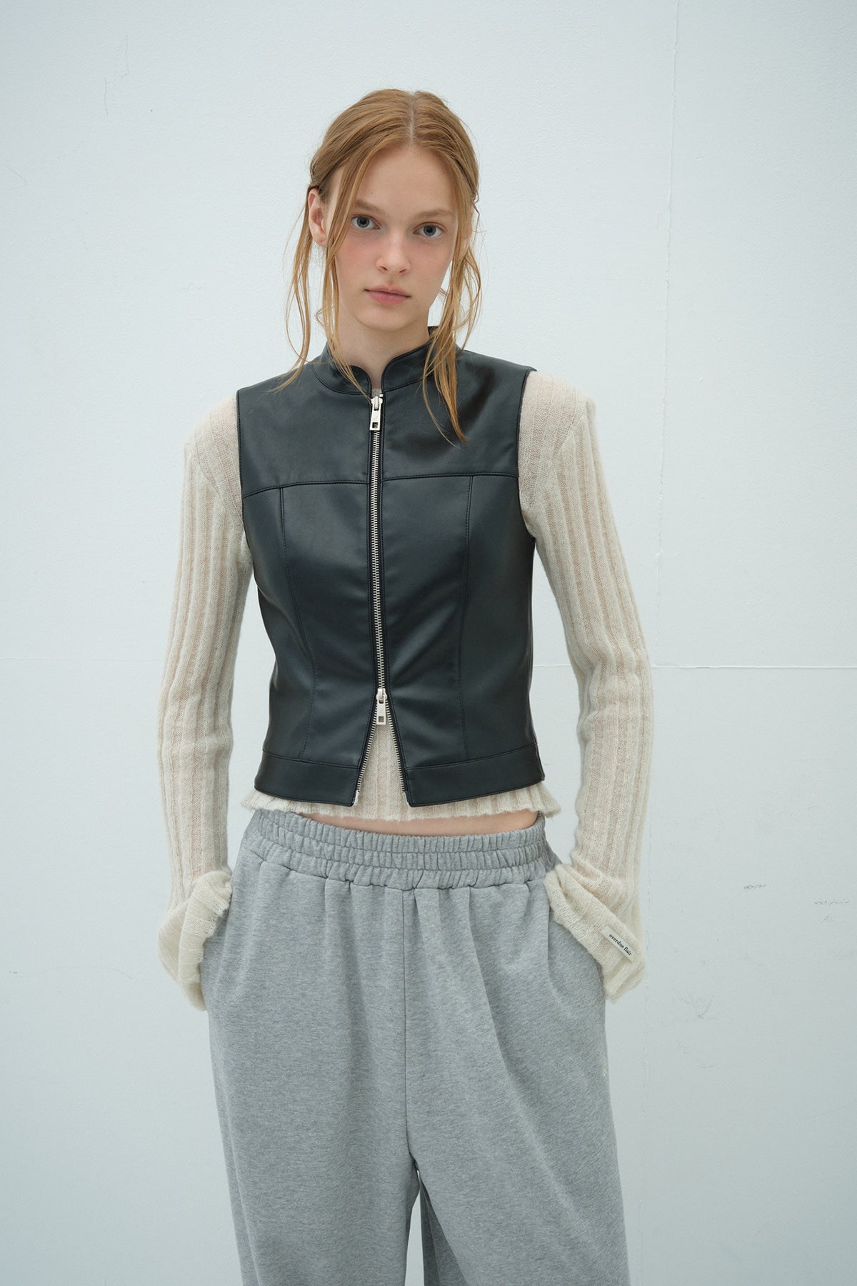 Overdueflair Slim Leather Vest Black