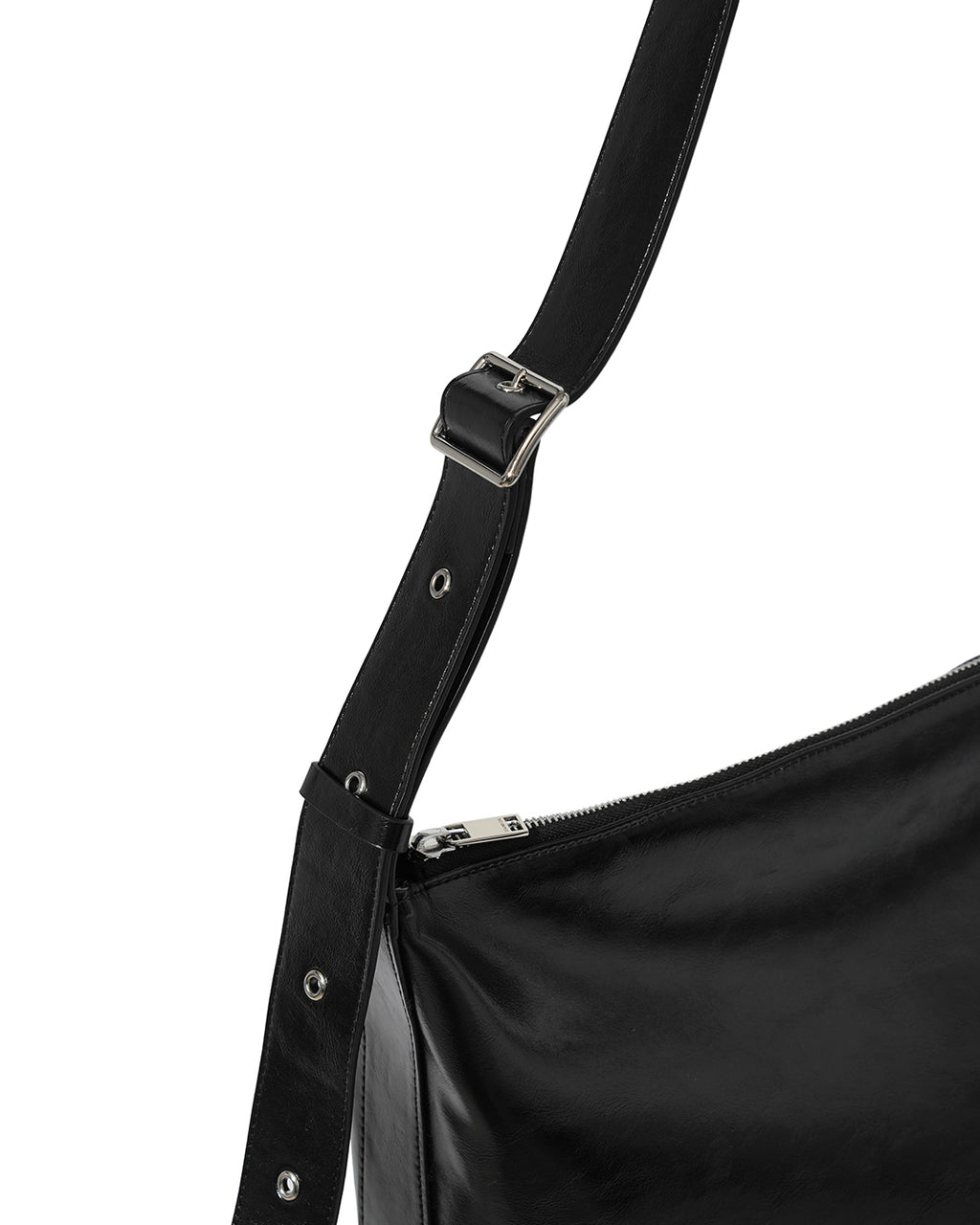 Ooze Bag · 어즈백 / Black