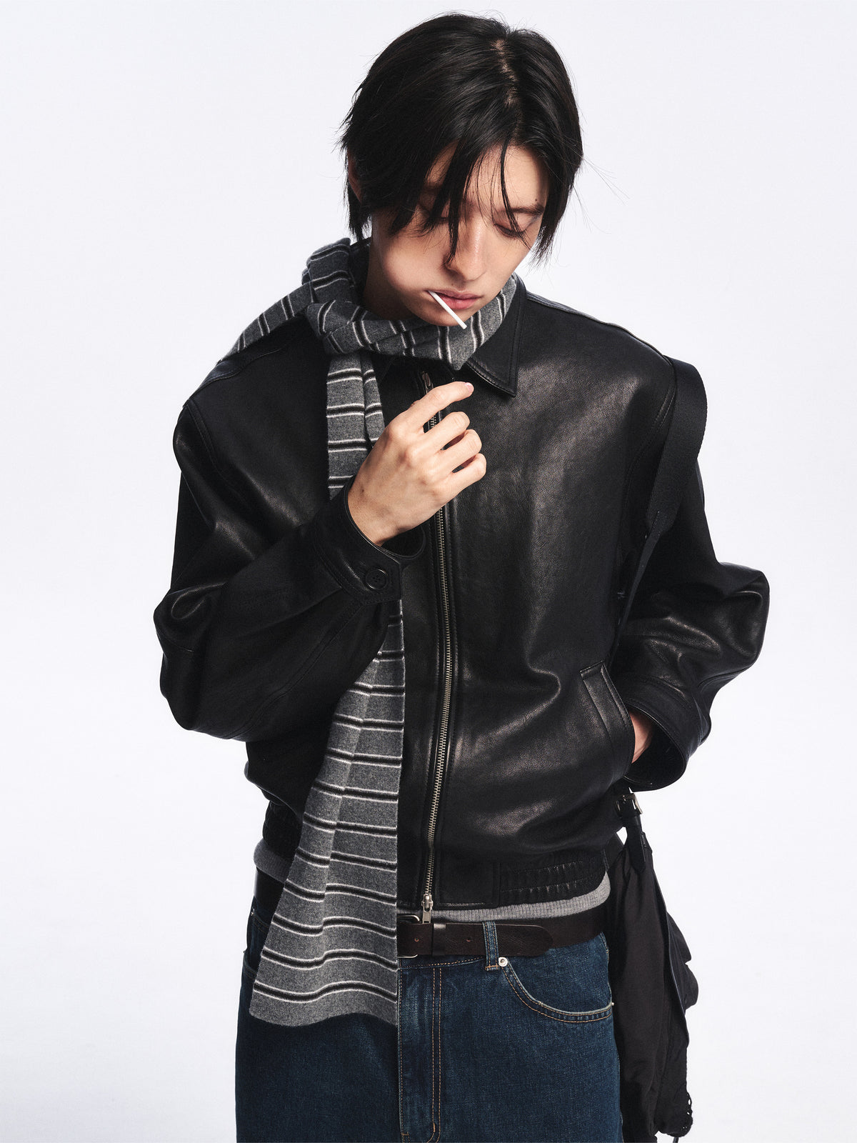 Low Classic Wool Cash Blend Striped Muffler Charcoal Grey