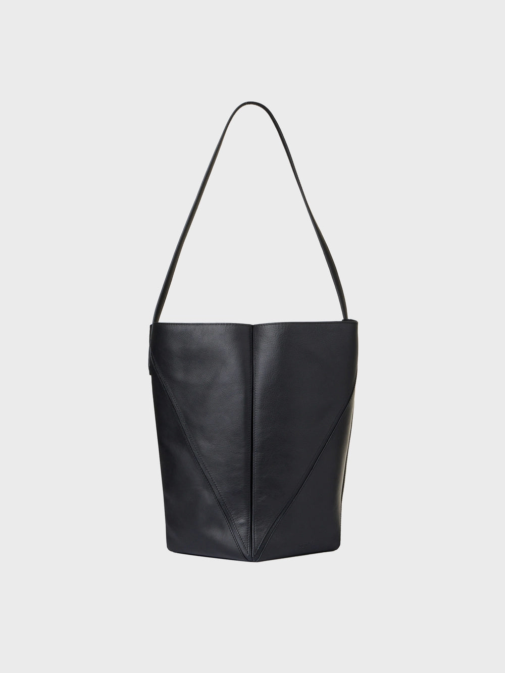 EENK Classic Convertible Bucket Bag - Black