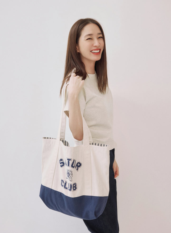 Satur Classic Reversible Shoulder Bag - Navy