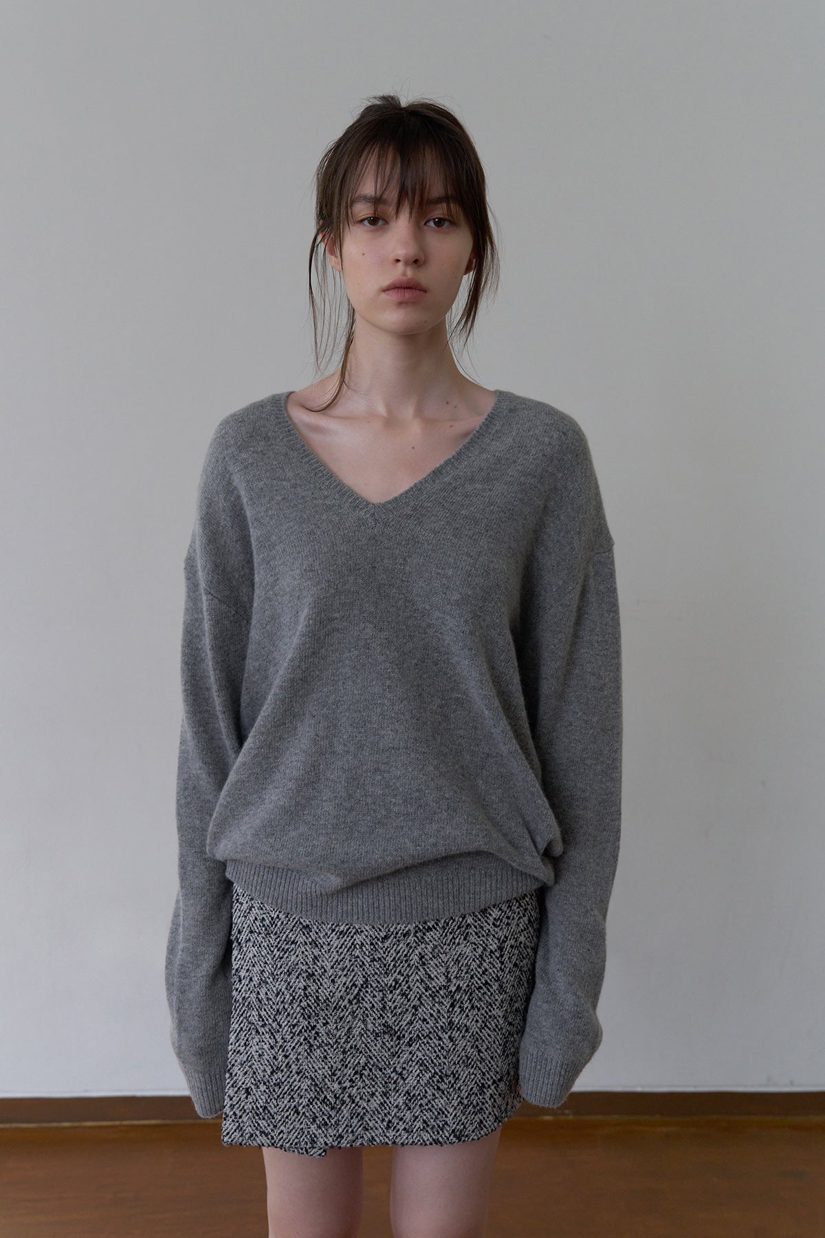 Overdueflair Relaxed Fit V-Neck Knit Melange Grey