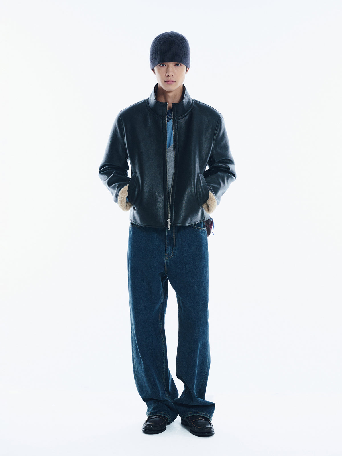Low Classic Shearing Artificial Leather Short Jacket Black