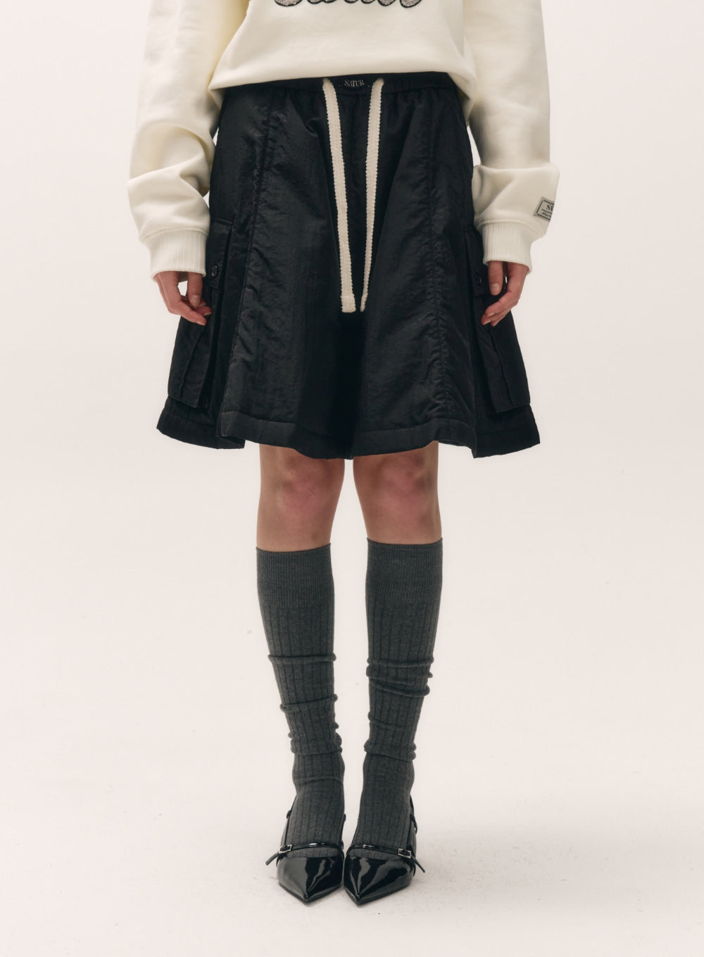 [satur] (W) Padded Balloon Cargo Skirt - Black