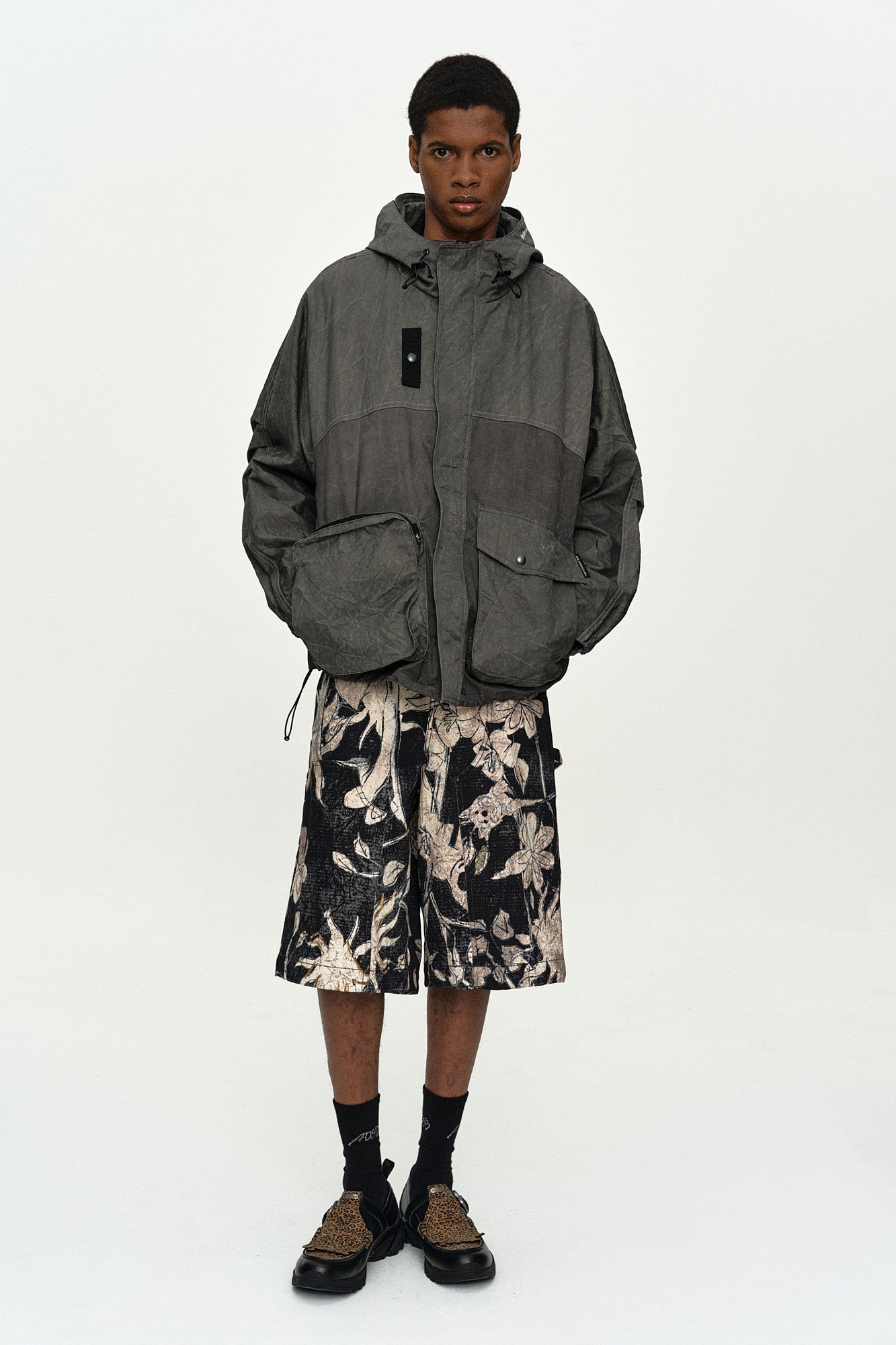 Andersson Bell Flower Printed Carpenter Shorts