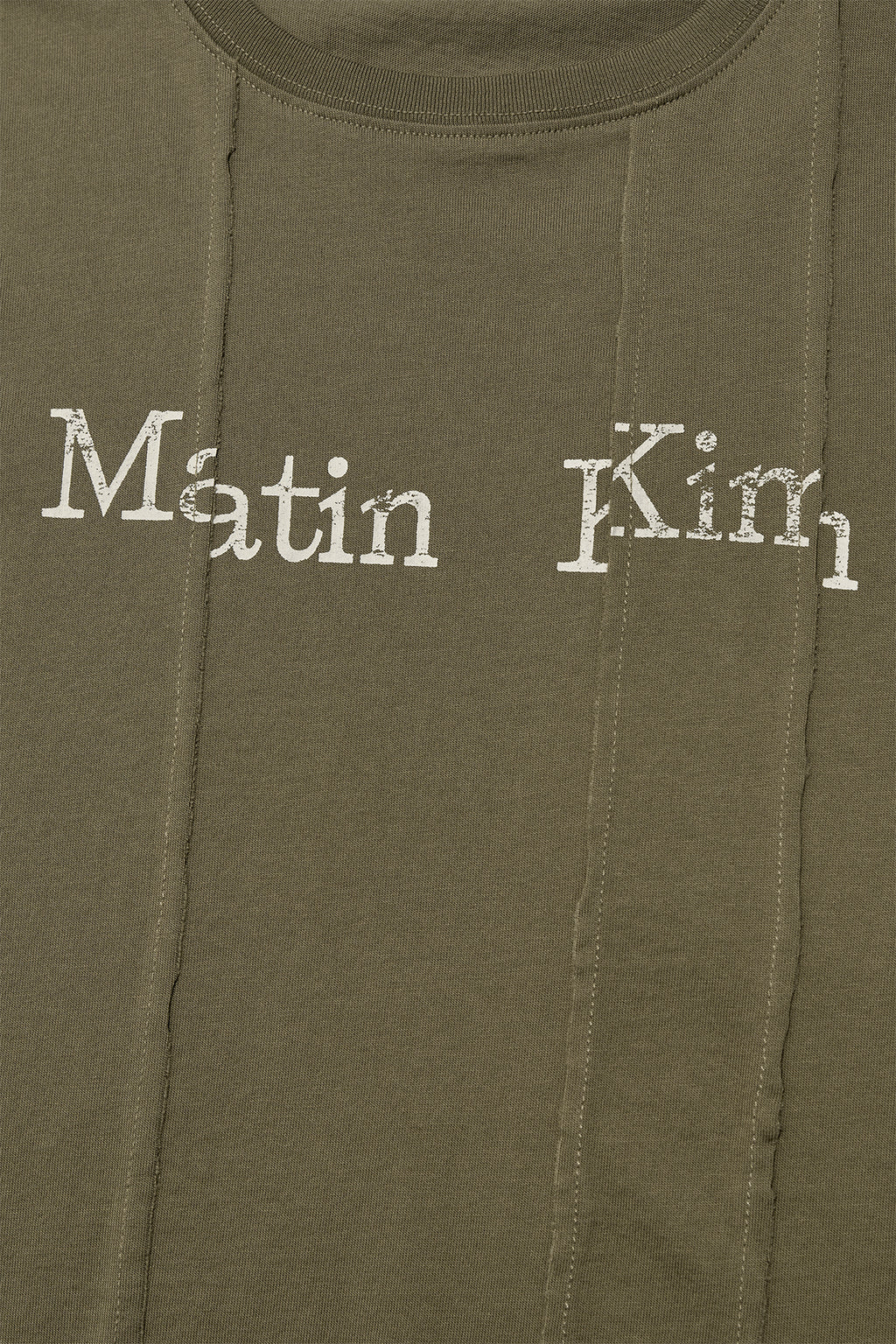 [matinkim] UNBALANCE TYPO LOGO CROP TOP IN KHAKI