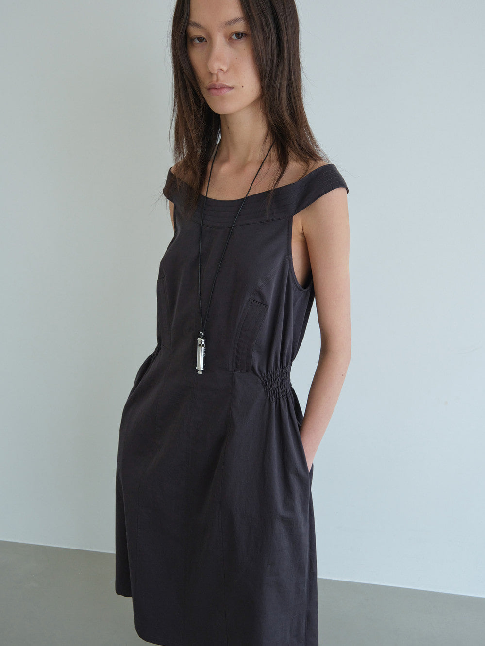 Low Classic Off Shoulder Cotton Dress Charcoal