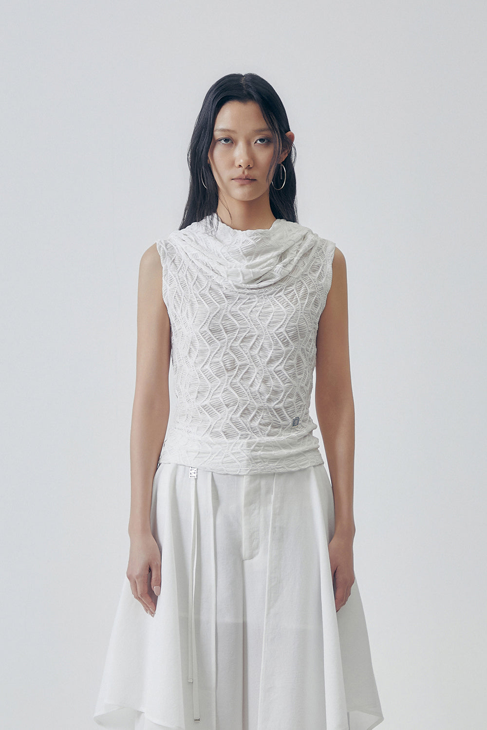 Treemingbird Jacquard Sleeveless Hooded Top White