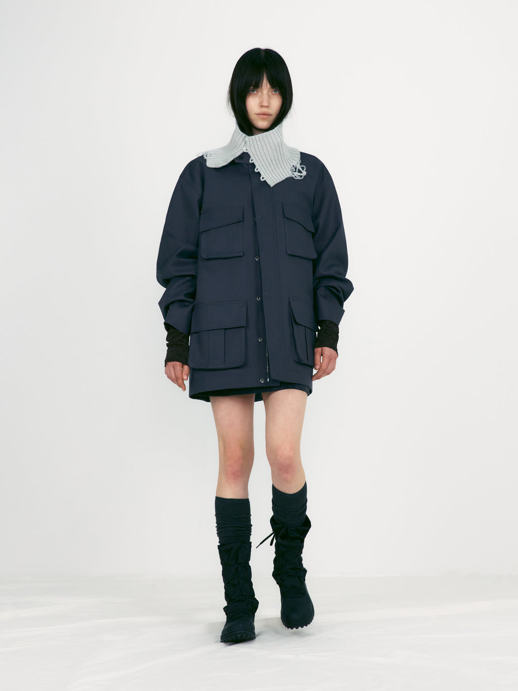 [low_classic] Cotton Safari Jacket
Greyish Blue