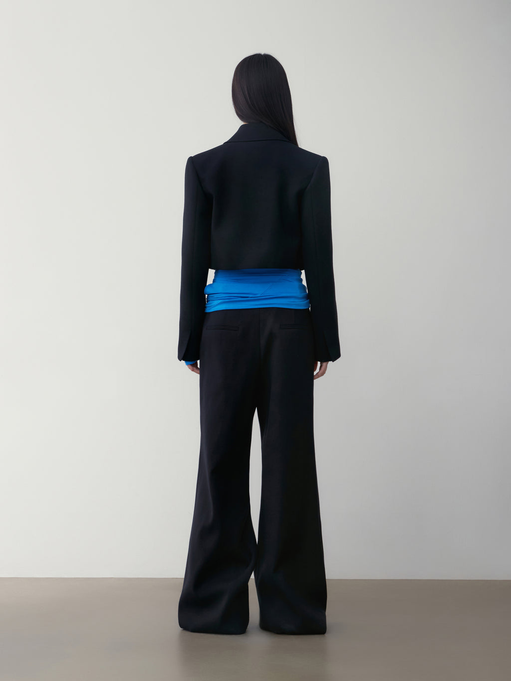 [low_classic] WOOL SHORT JACKET
BLACK