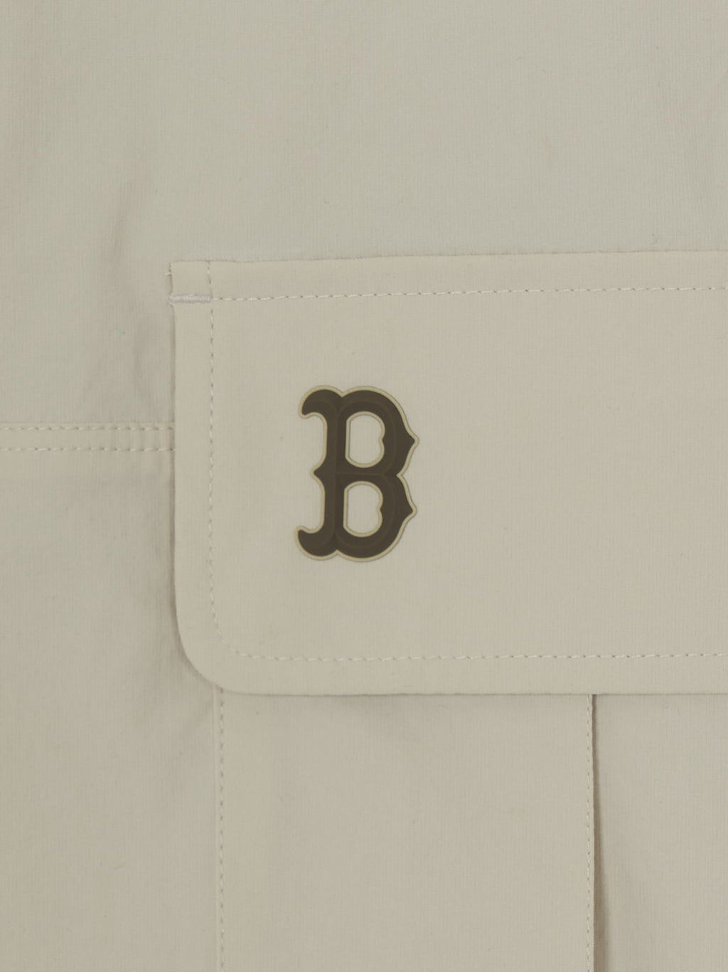 MLB Korea Basic Gorpcore Nylon Cargo 9in Shorts