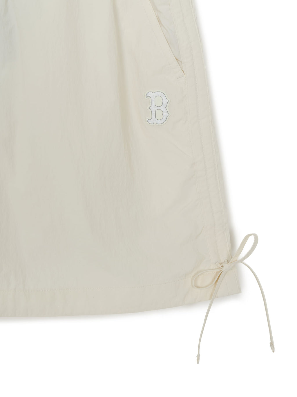 MLB Korea Women's Gorpcore Glossy Shirring 6in Shorts