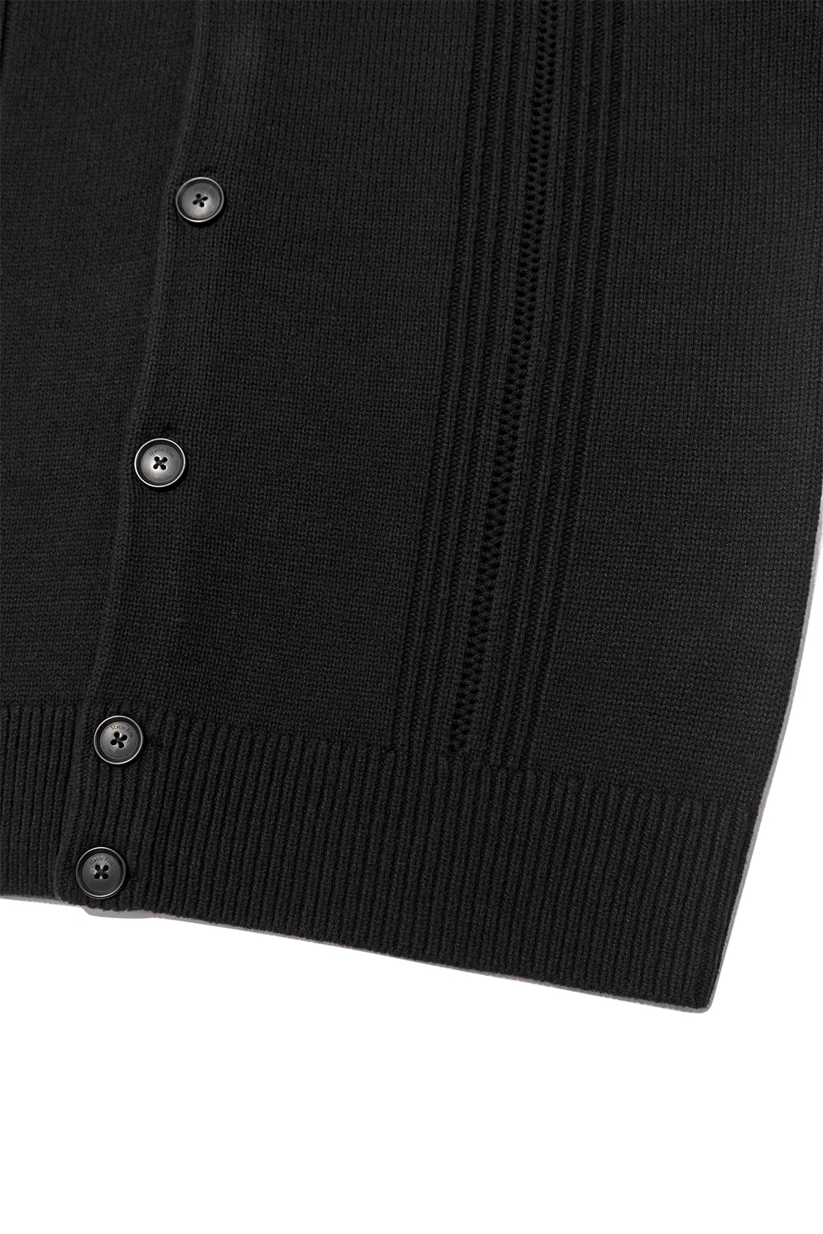 [matinkim] PUNCHING LINE POINT ROUND NECK CARDIGAN FOR MEN IN BLACK