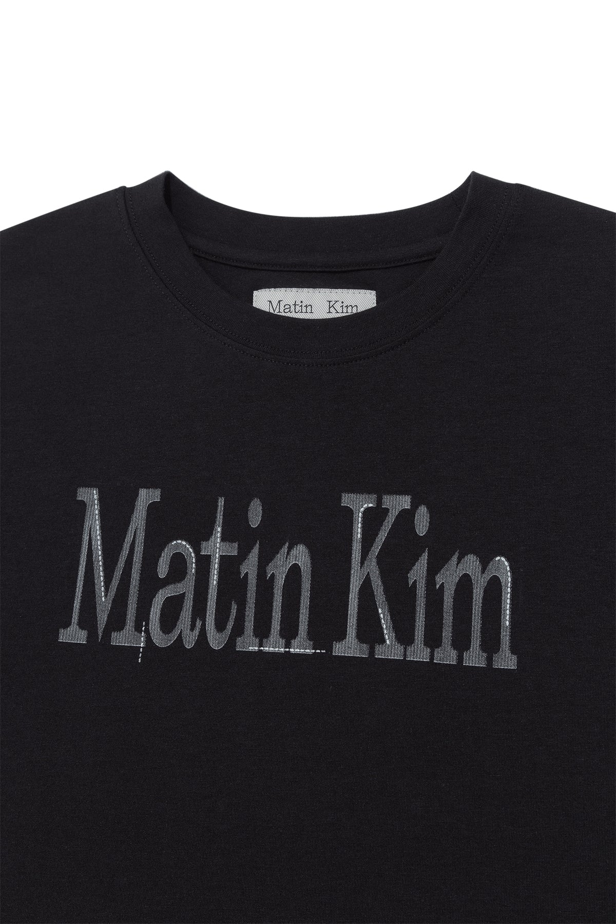 [matinkim] PATTERN ARTWORK LOGO CROP TOP IN BLACK