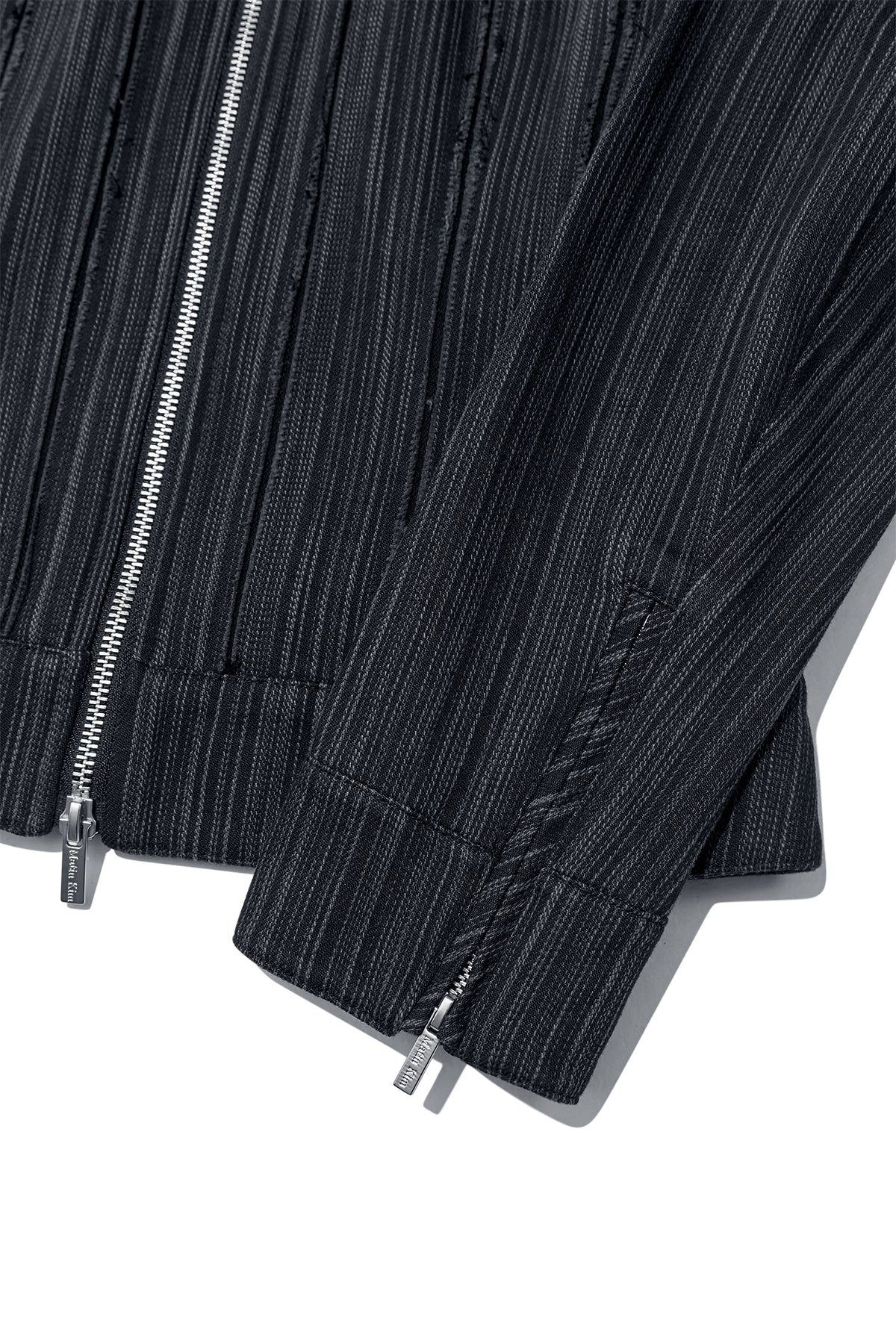 [matinkim] CUT OUT SLIM ZIP UP JUMPER IN CHARCOAL