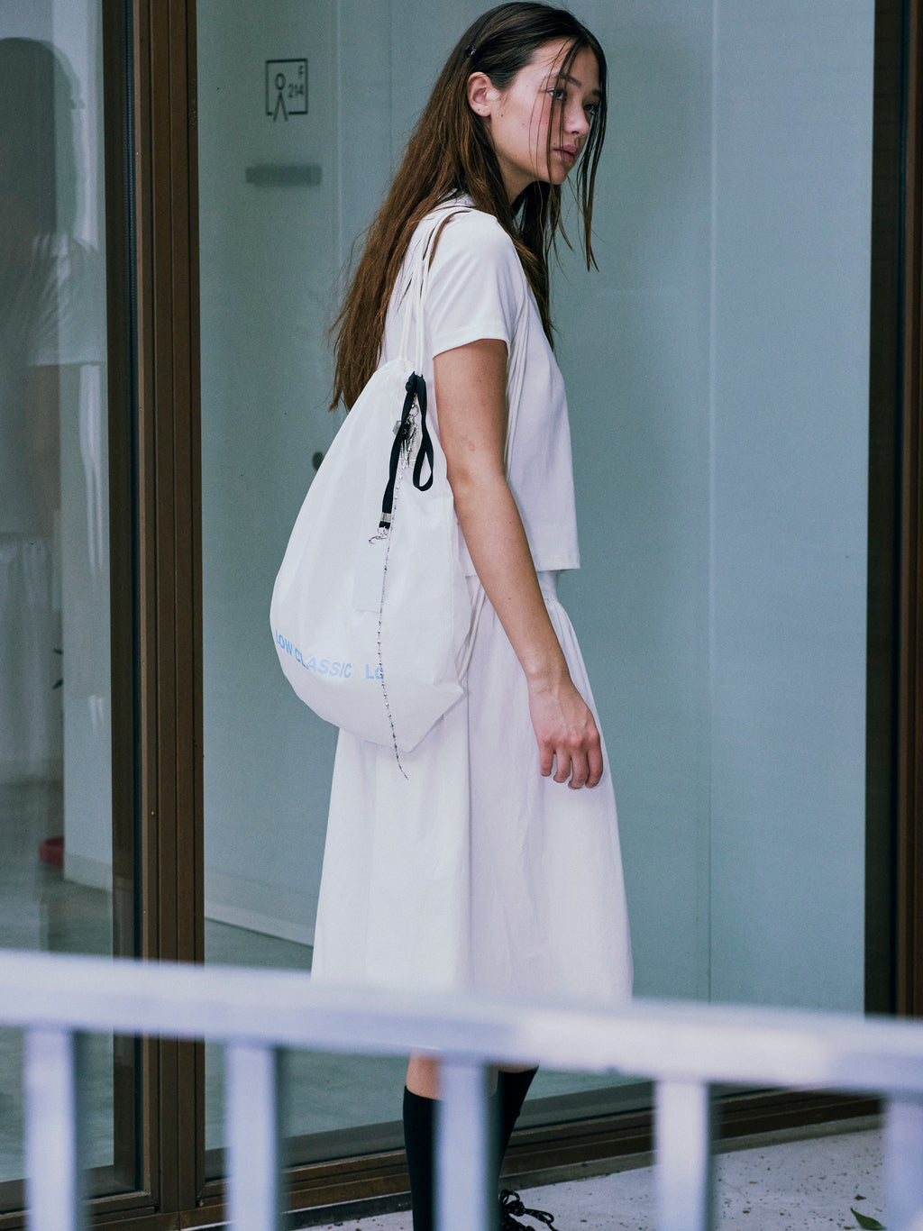 Low Classic Drawstring Bag White