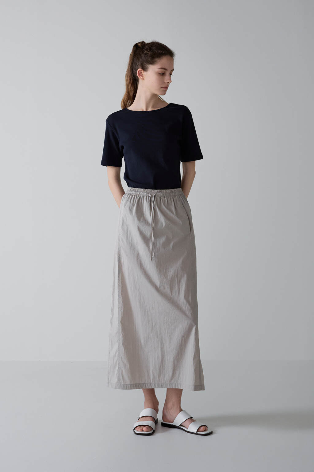Facade Pattern Essential Banding Skirt soft grey