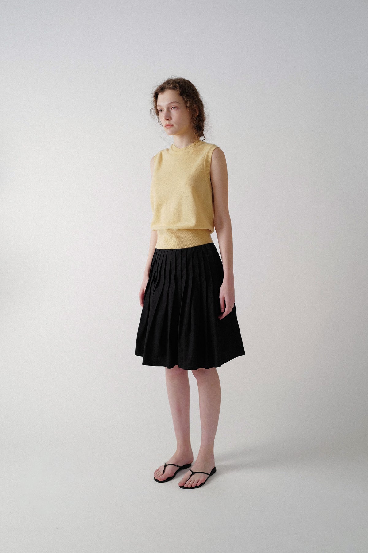 Nothing Written Sai cotton pleated skirt (Black)