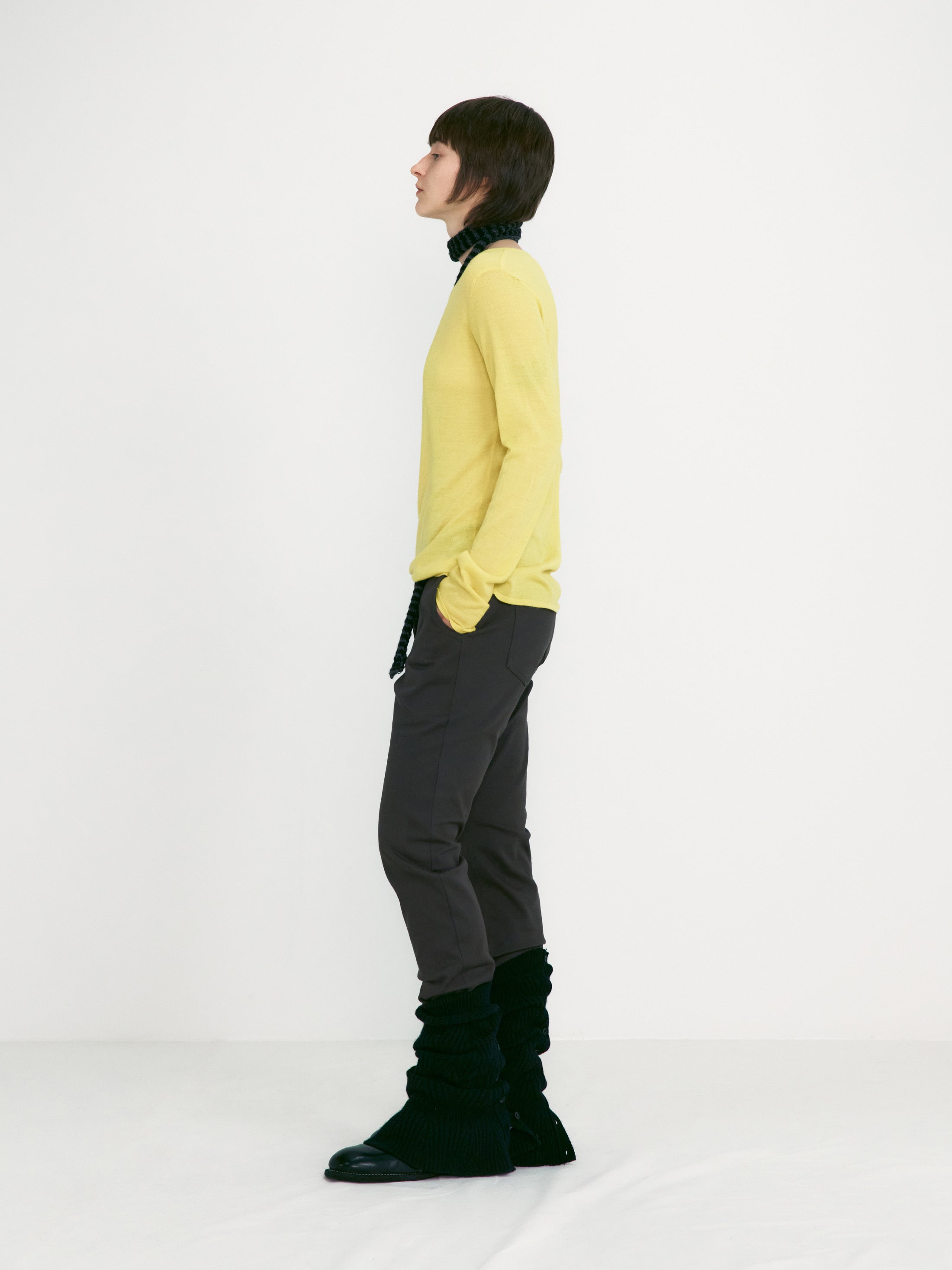 [low_classic] U Neck Knitted Top
Yellow