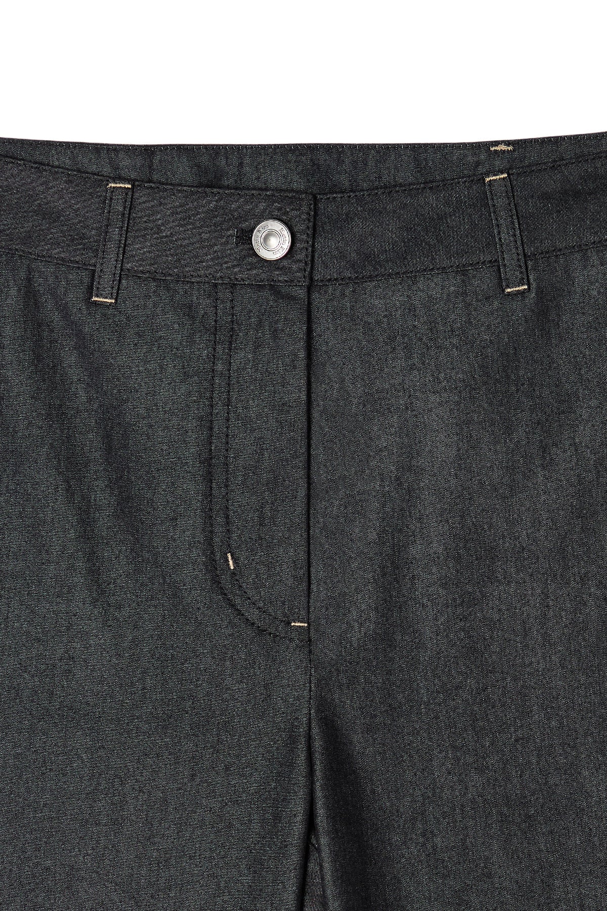 [matinkim] BACK TUCK DETAIL DENIM LIKE PANTS IN BLACK
