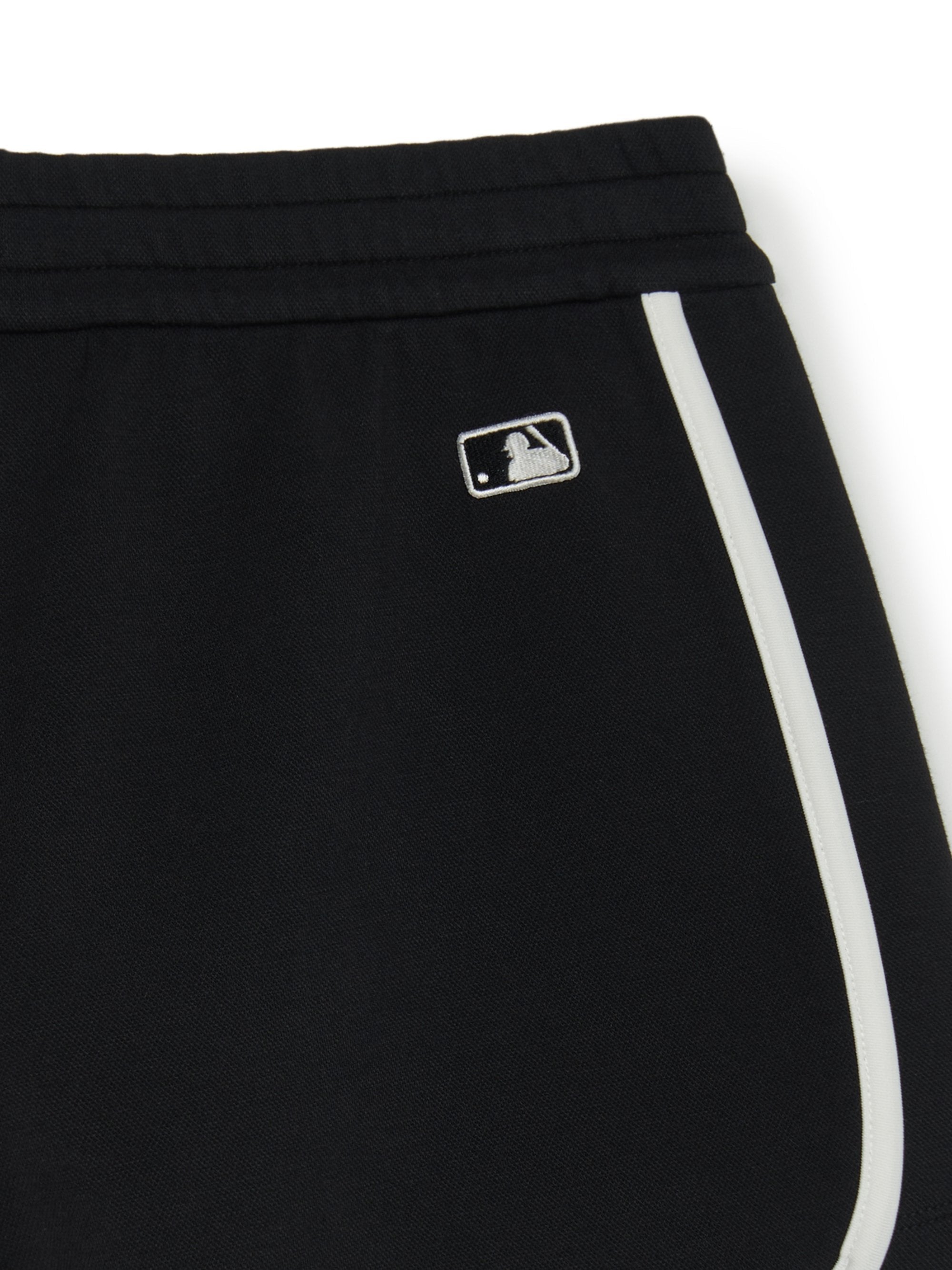 MLB Korea Women's Varsity Sportive Dolphin Shorts